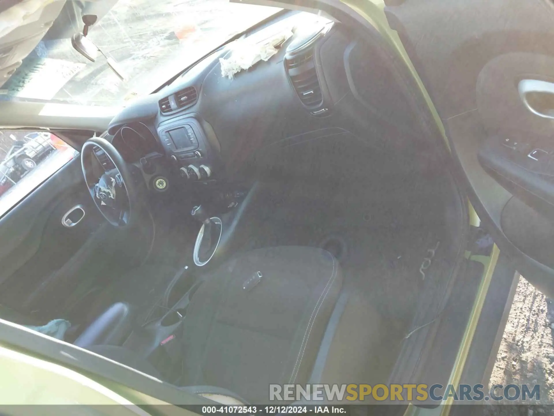 5 Photograph of a damaged car KNDJN2A24K7916384 KIA SOUL 2019