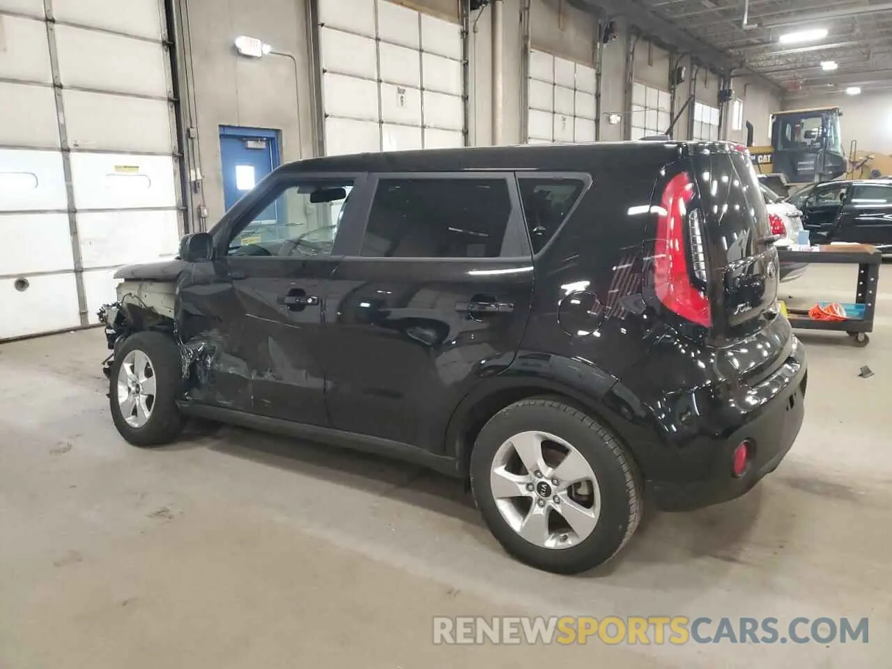 2 Фотография поврежденного автомобиля KNDJN2A25K7016724 KIA SOUL 2019