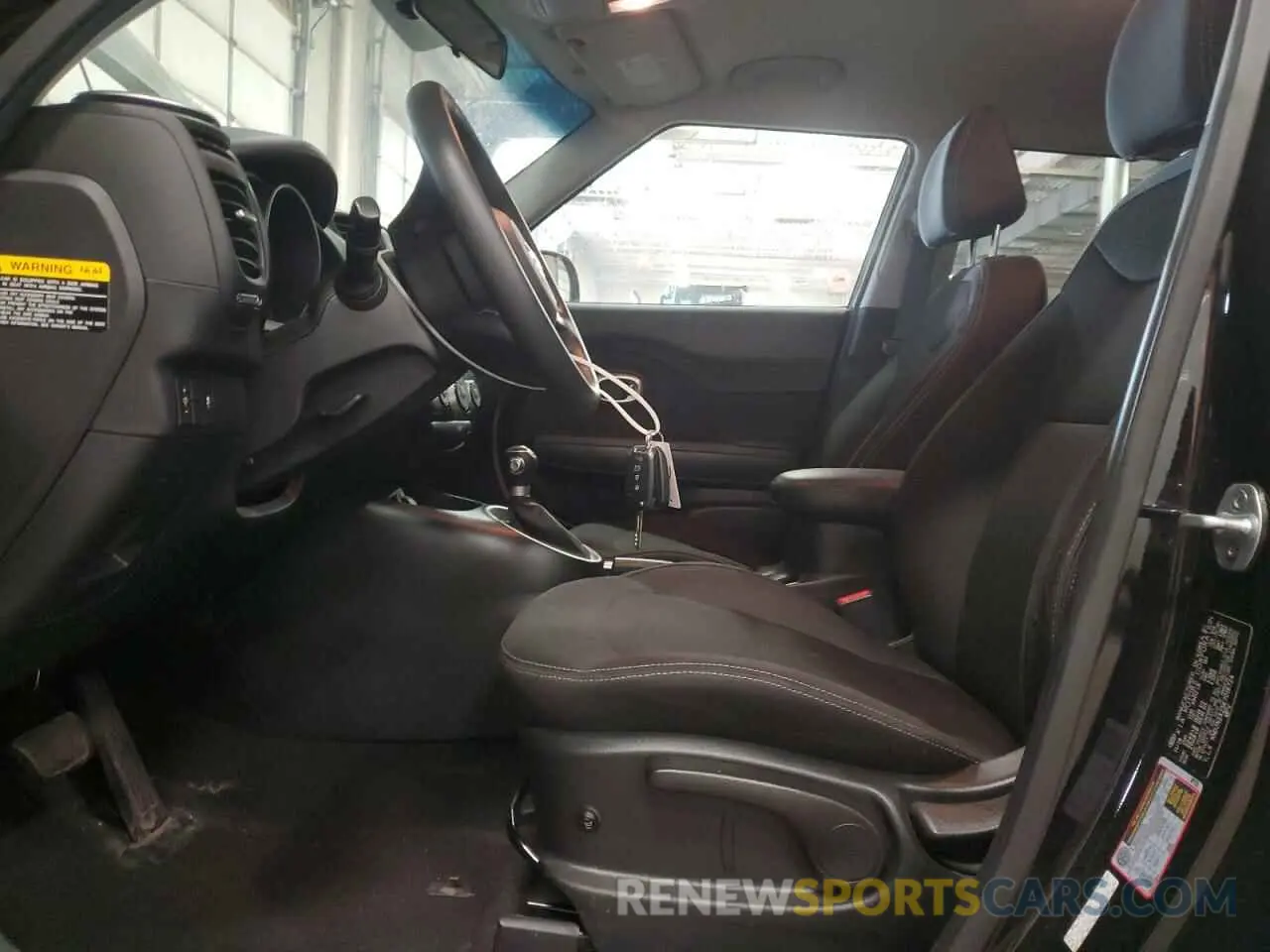 7 Фотография поврежденного автомобиля KNDJN2A25K7016724 KIA SOUL 2019