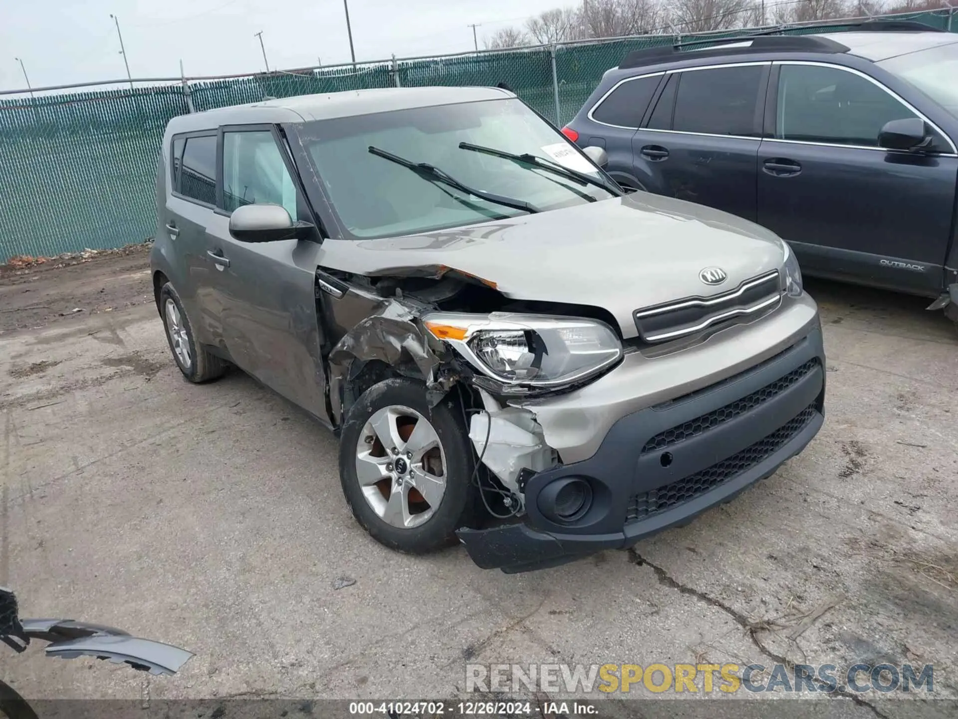 1 Photograph of a damaged car KNDJN2A25K7025634 KIA SOUL 2019