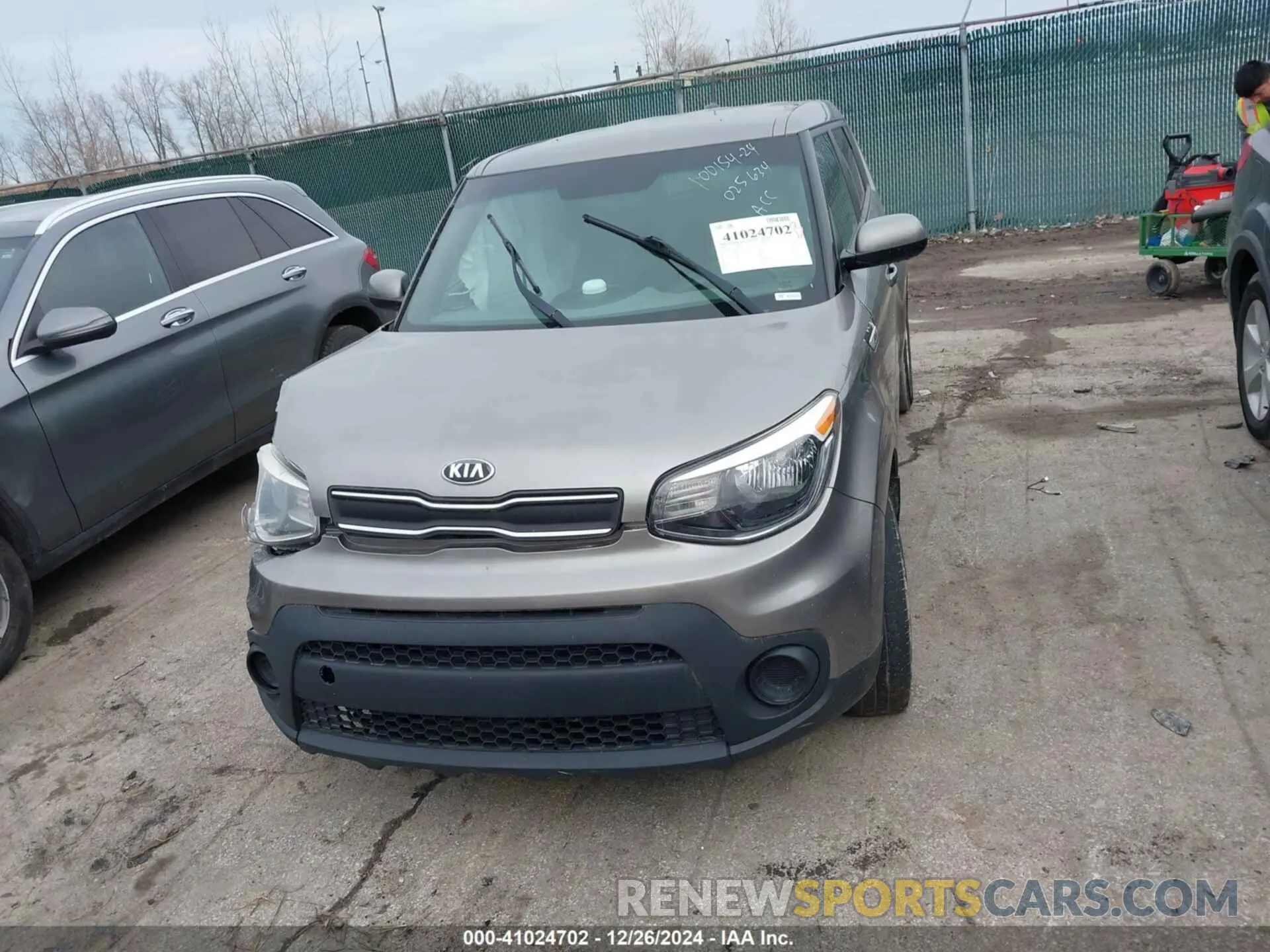 12 Photograph of a damaged car KNDJN2A25K7025634 KIA SOUL 2019