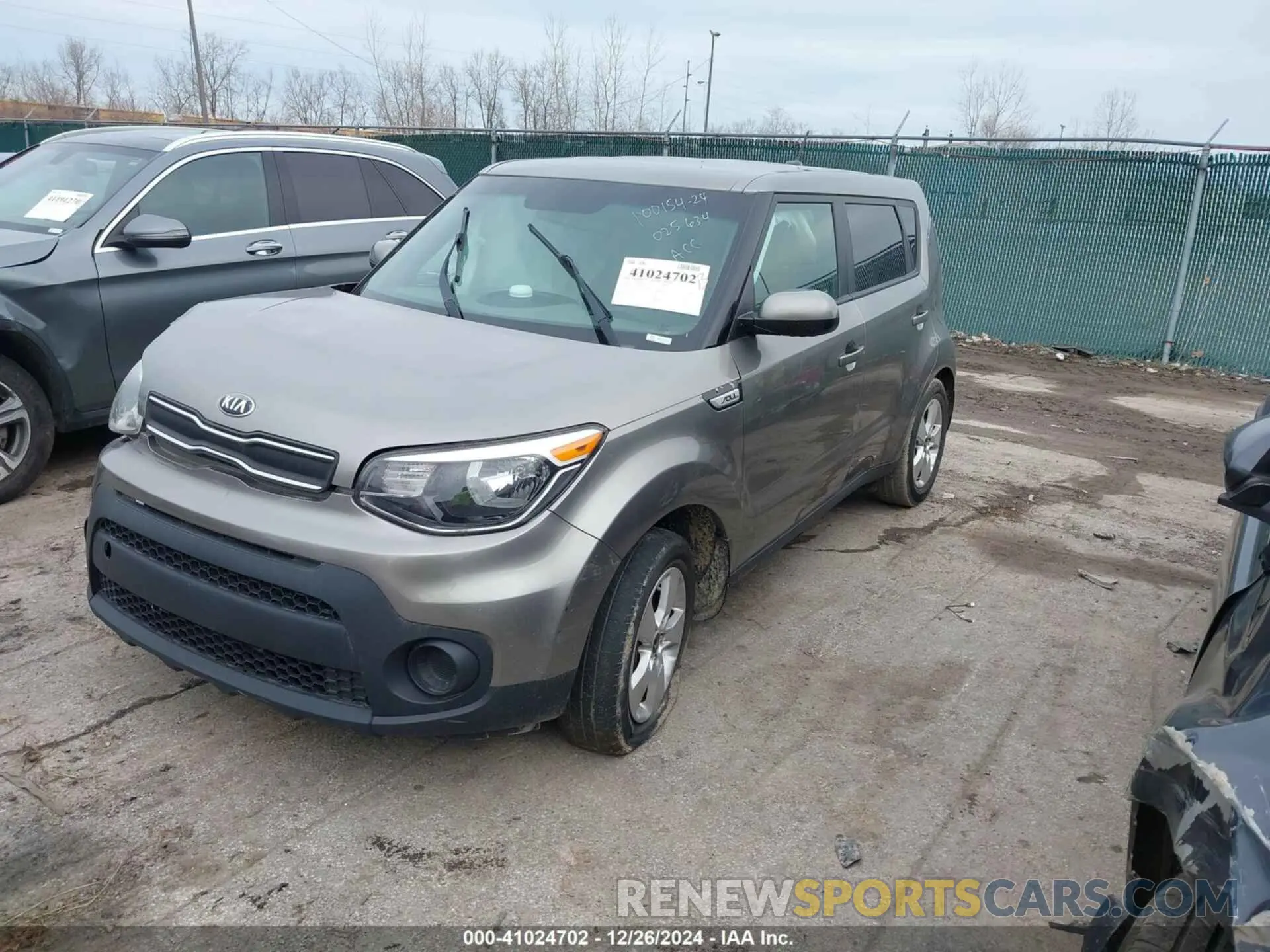 2 Photograph of a damaged car KNDJN2A25K7025634 KIA SOUL 2019
