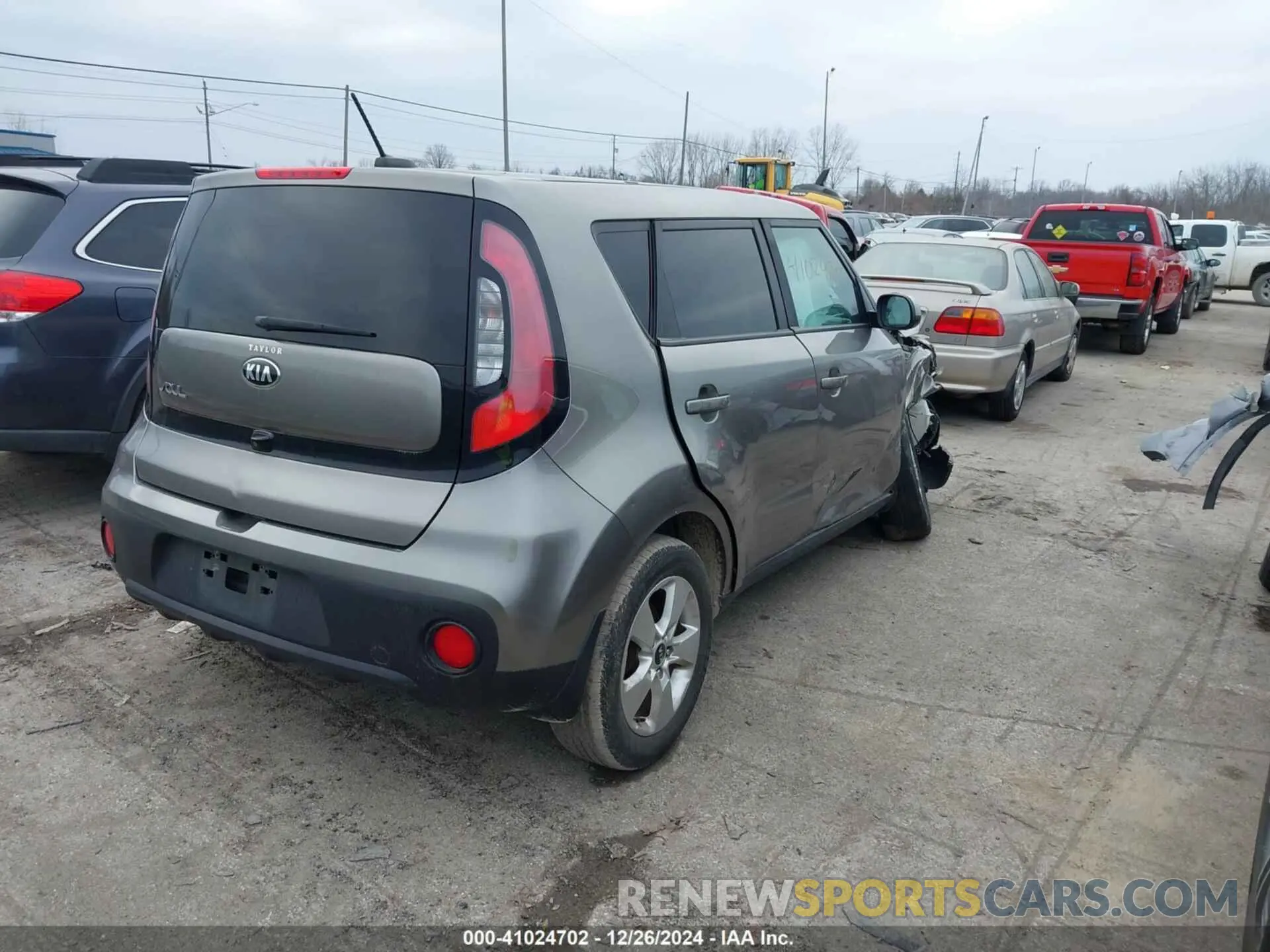 4 Photograph of a damaged car KNDJN2A25K7025634 KIA SOUL 2019