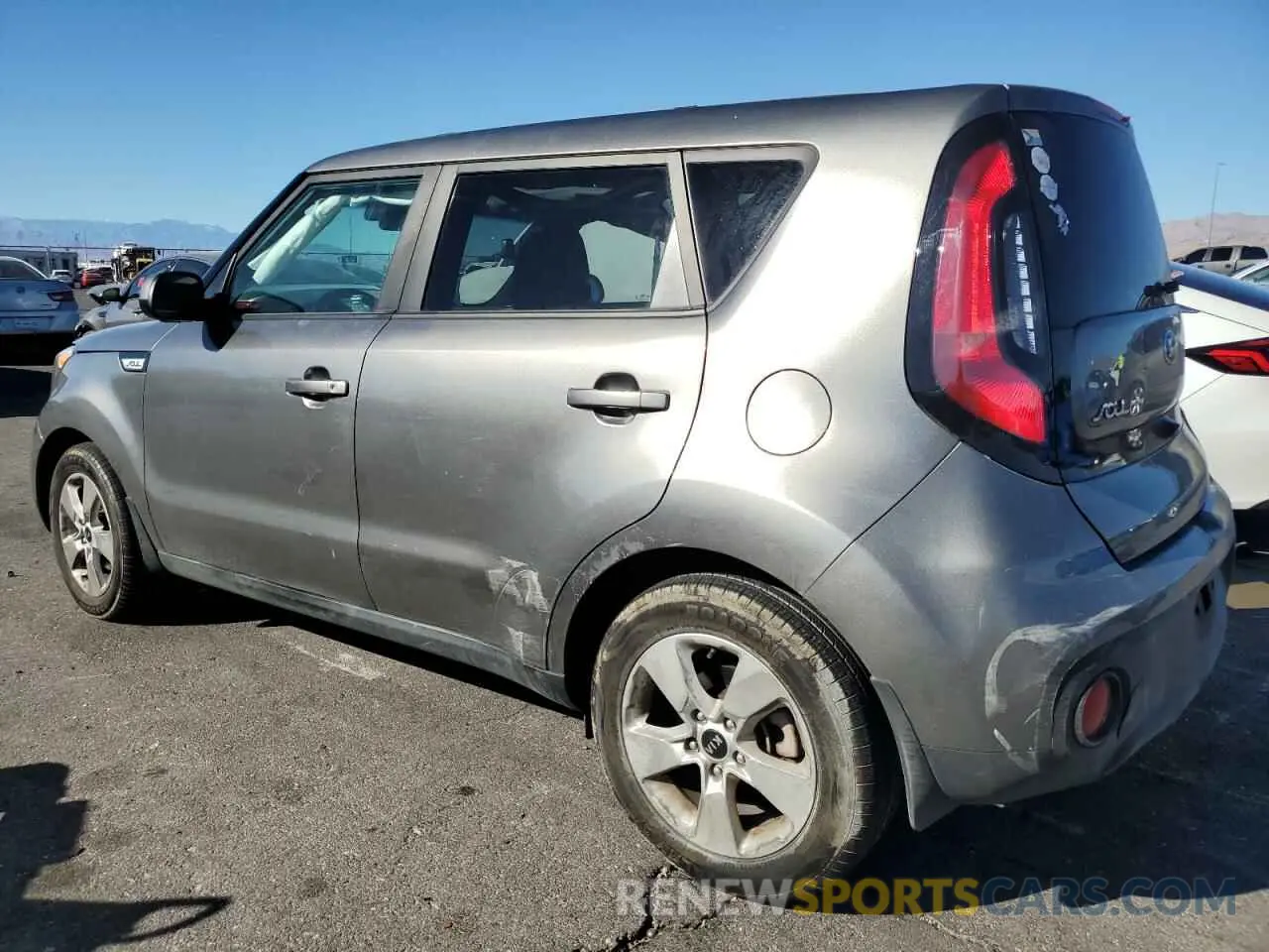 2 Фотография поврежденного автомобиля KNDJN2A25K7643116 KIA SOUL 2019