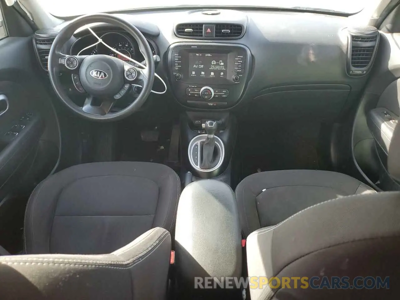 8 Photograph of a damaged car KNDJN2A25K7669568 KIA SOUL 2019