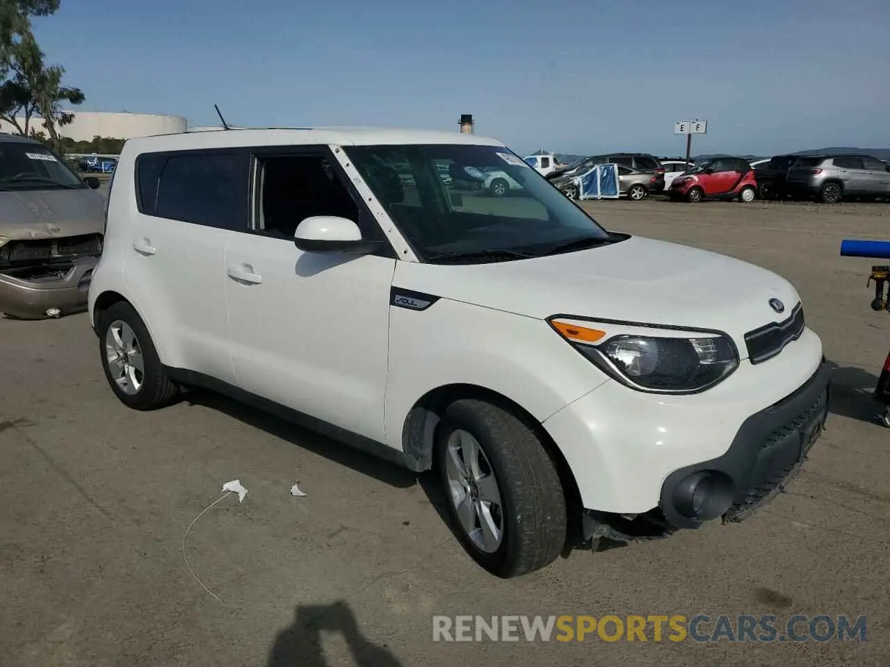 4 Photograph of a damaged car KNDJN2A25K7696477 KIA SOUL 2019
