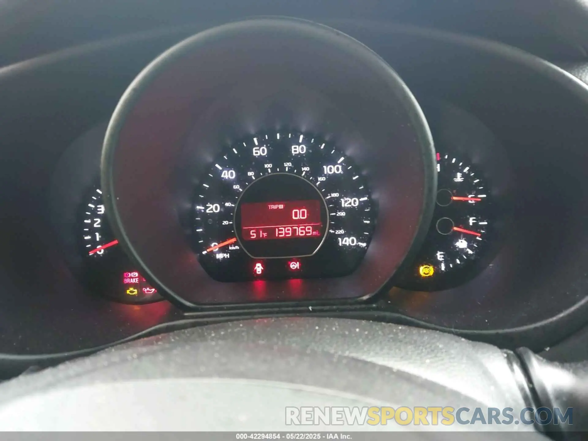 7 Фотография поврежденного автомобиля KNDJN2A25K7910206 KIA SOUL 2019