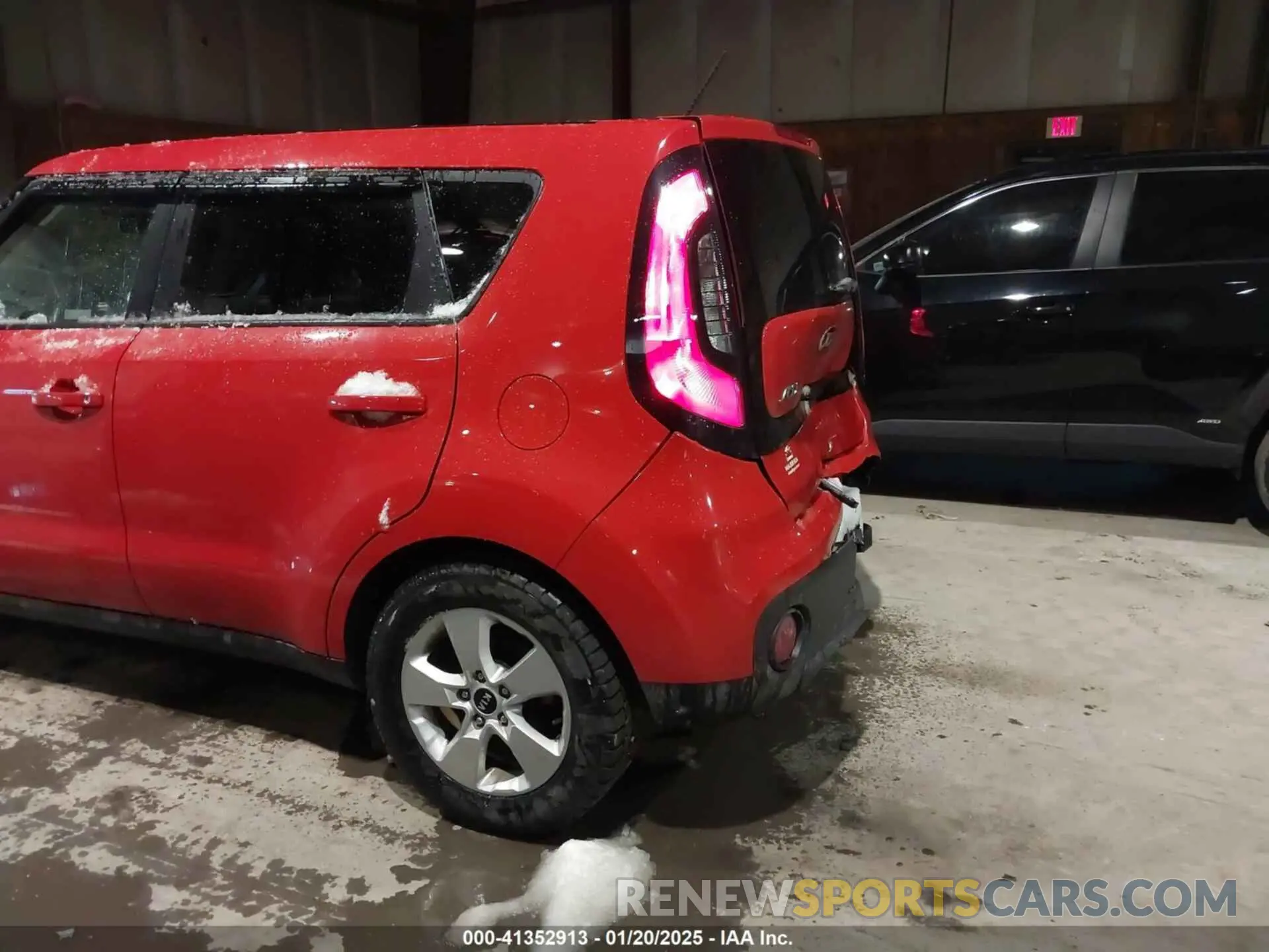 19 Photograph of a damaged car KNDJN2A26K7687612 KIA SOUL 2019