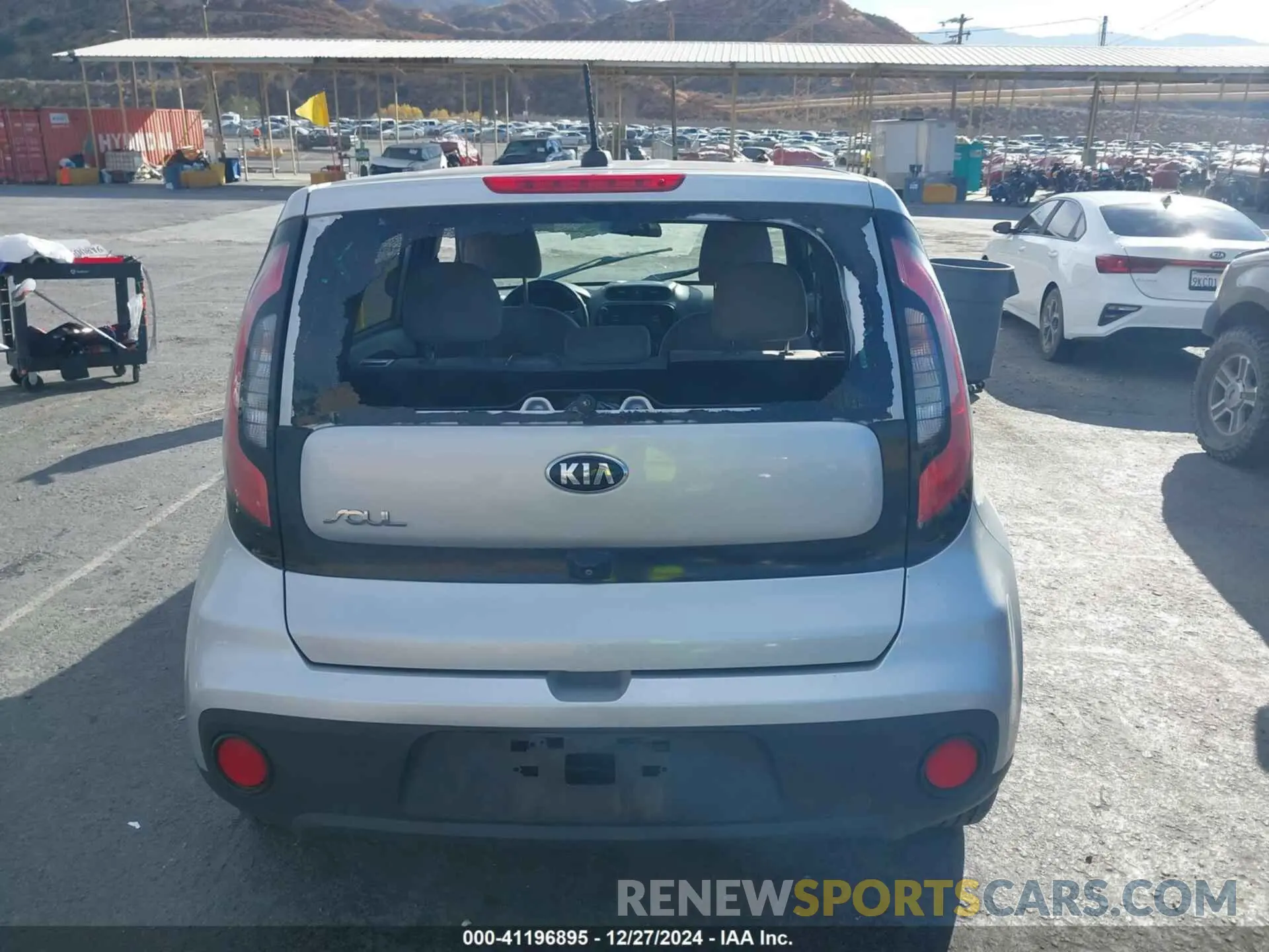 15 Photograph of a damaged car KNDJN2A26K7694320 KIA SOUL 2019