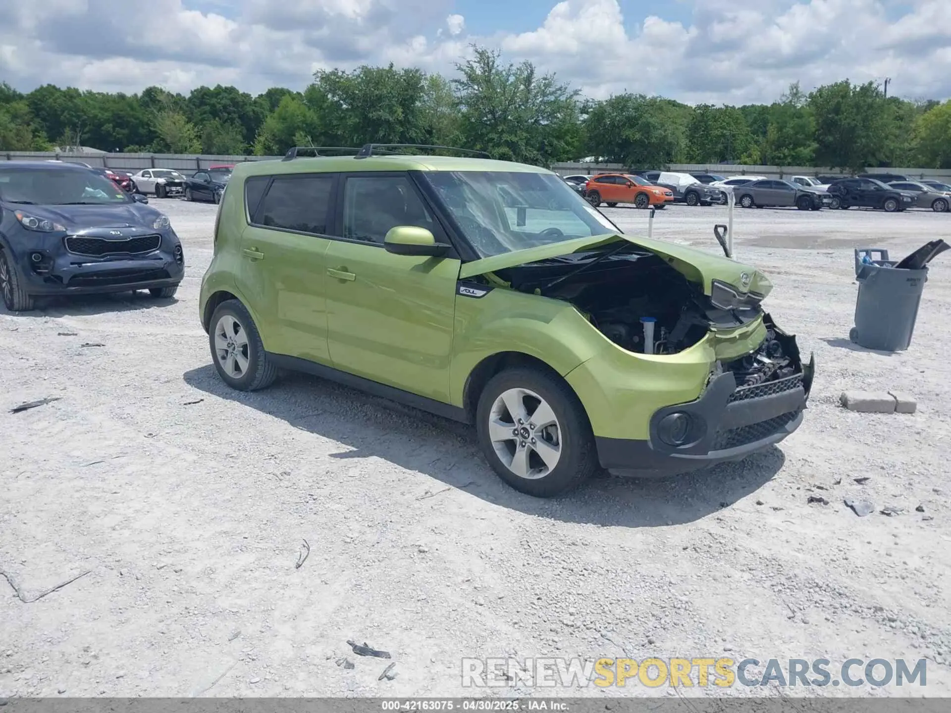 1 Фотография поврежденного автомобиля KNDJN2A26K7920520 KIA SOUL 2019