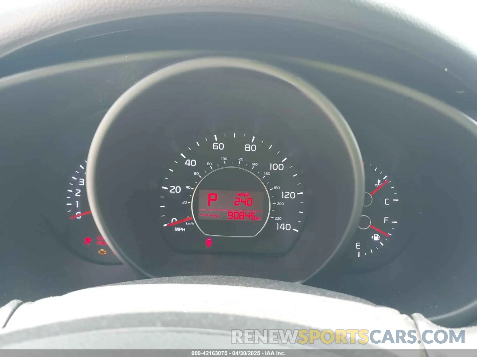 7 Фотография поврежденного автомобиля KNDJN2A26K7920520 KIA SOUL 2019