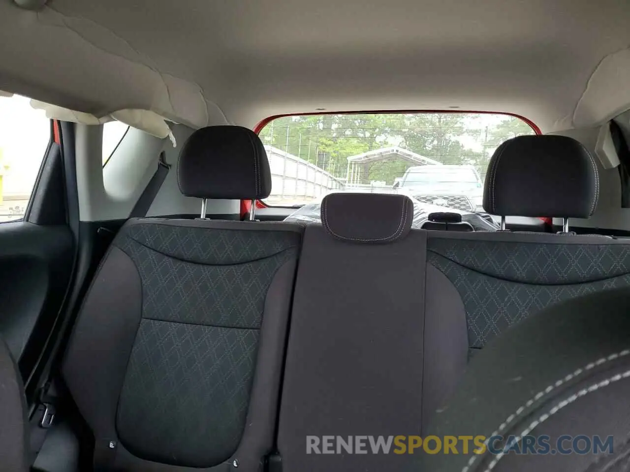 10 Photograph of a damaged car KNDJN2A27K7021035 KIA SOUL 2019