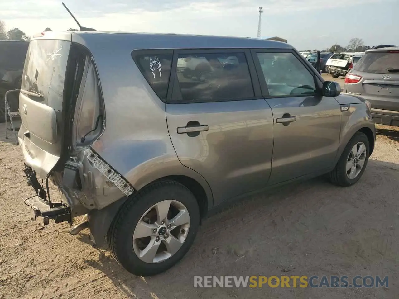 3 Фотография поврежденного автомобиля KNDJN2A27K7022718 KIA SOUL 2019