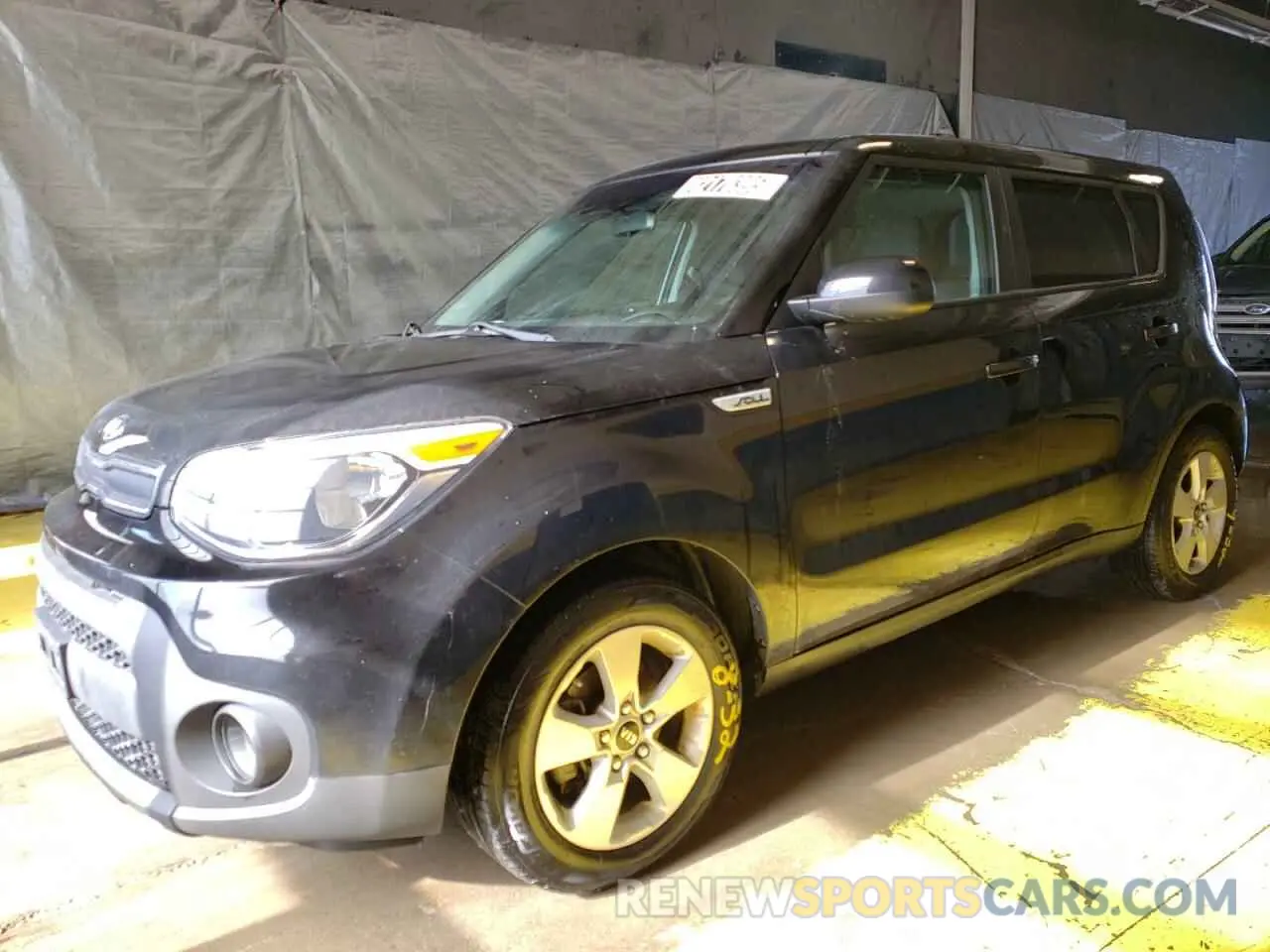 1 Photograph of a damaged car KNDJN2A27K7913933 KIA SOUL 2019
