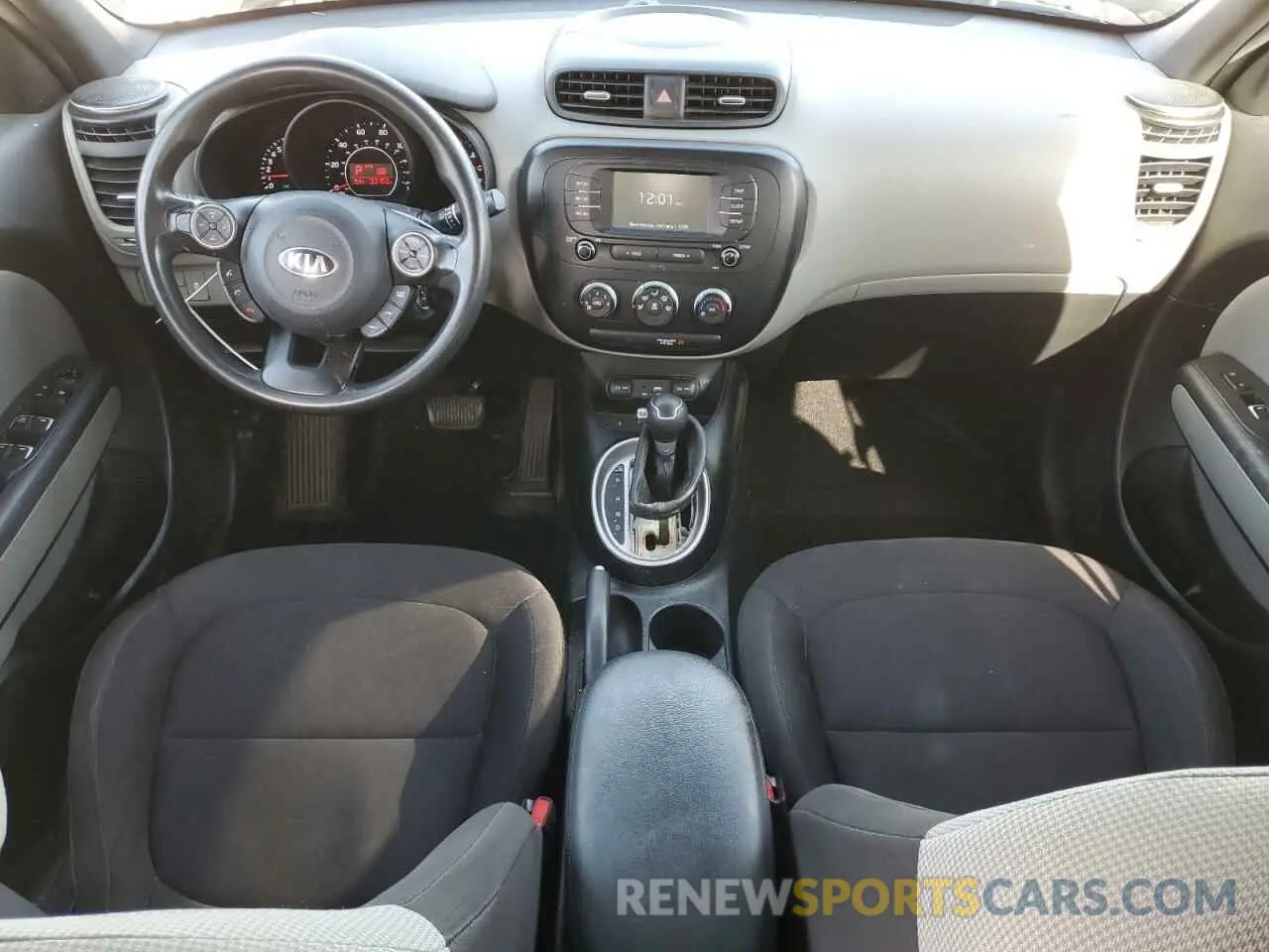 8 Photograph of a damaged car KNDJN2A28K7643837 KIA SOUL 2019