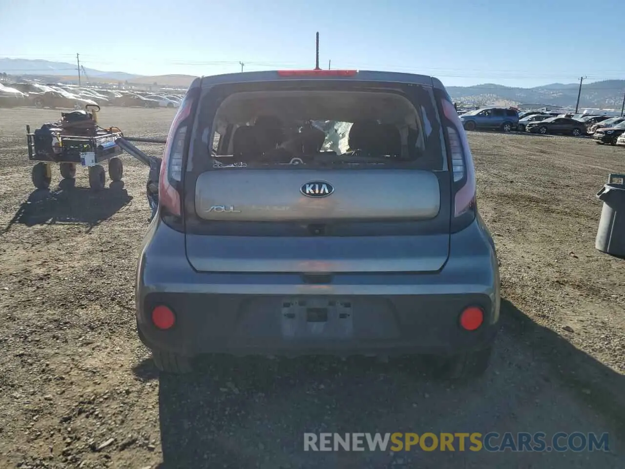 6 Фотография поврежденного автомобиля KNDJN2A28K7650285 KIA SOUL 2019