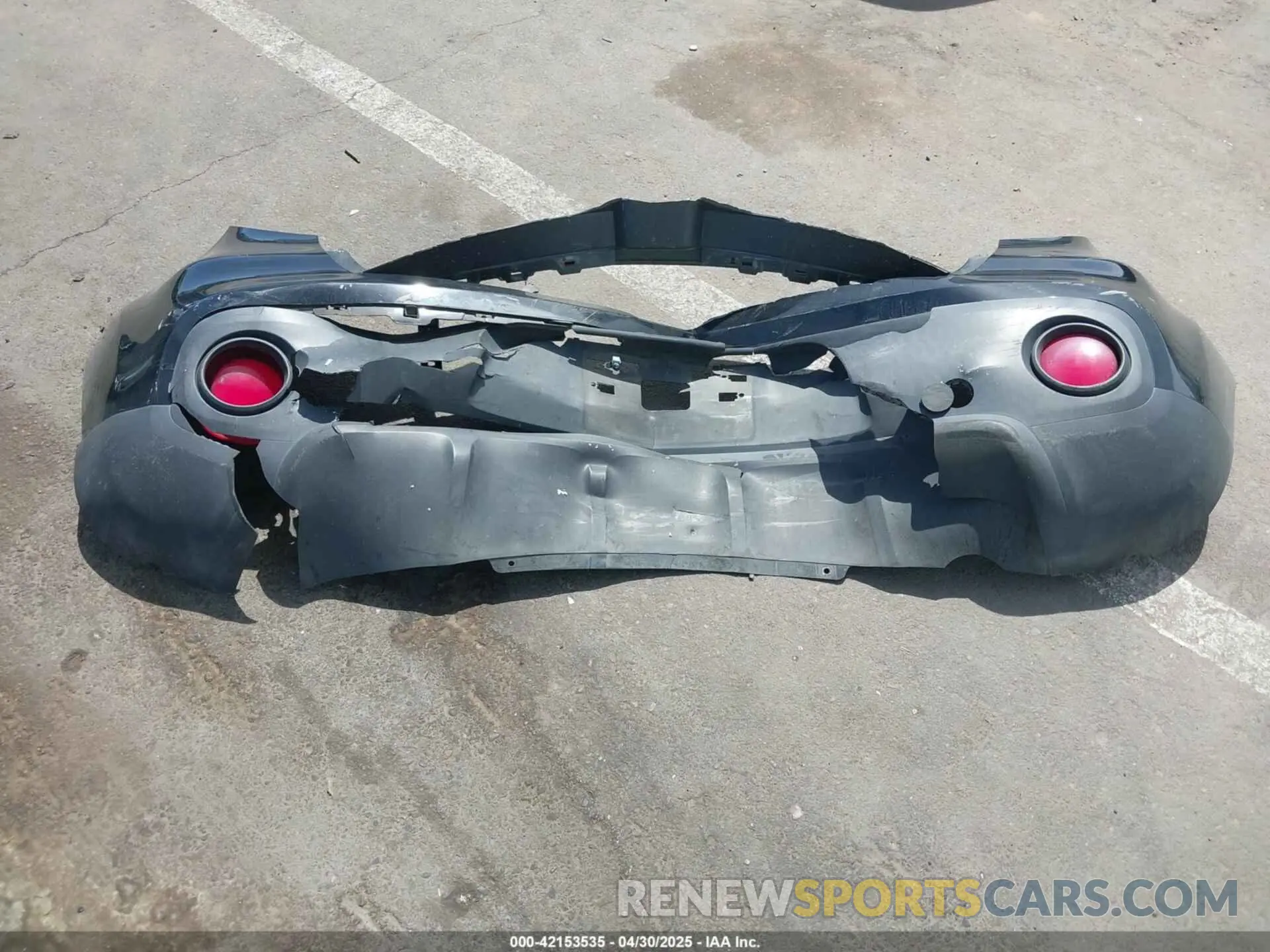 12 Photograph of a damaged car KNDJN2A28K7688177 KIA SOUL 2019