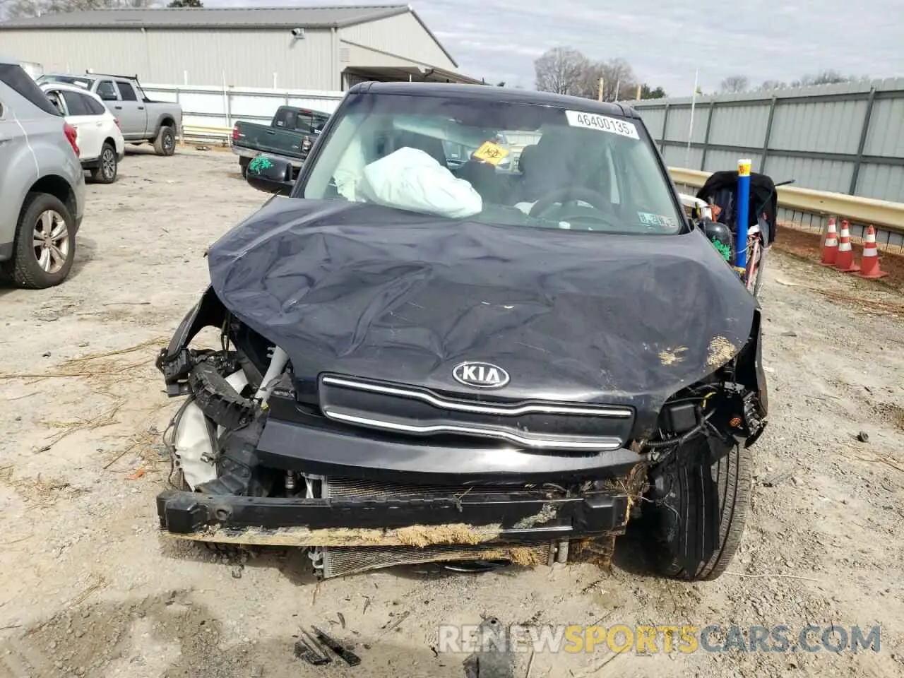 5 Photograph of a damaged car KNDJN2A29K7018394 KIA SOUL 2019