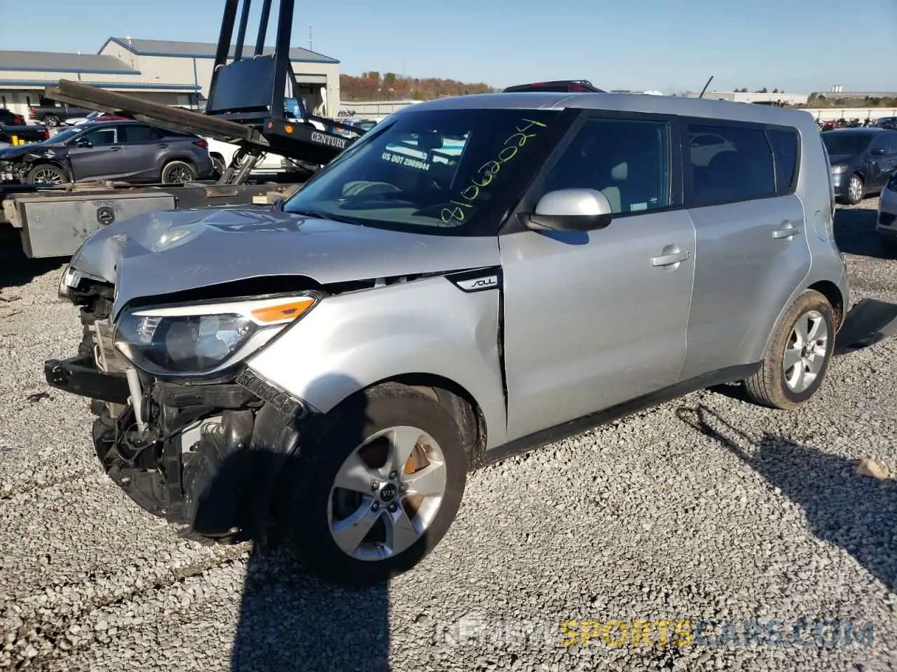 1 Фотография поврежденного автомобиля KNDJN2A29K7019528 KIA SOUL 2019