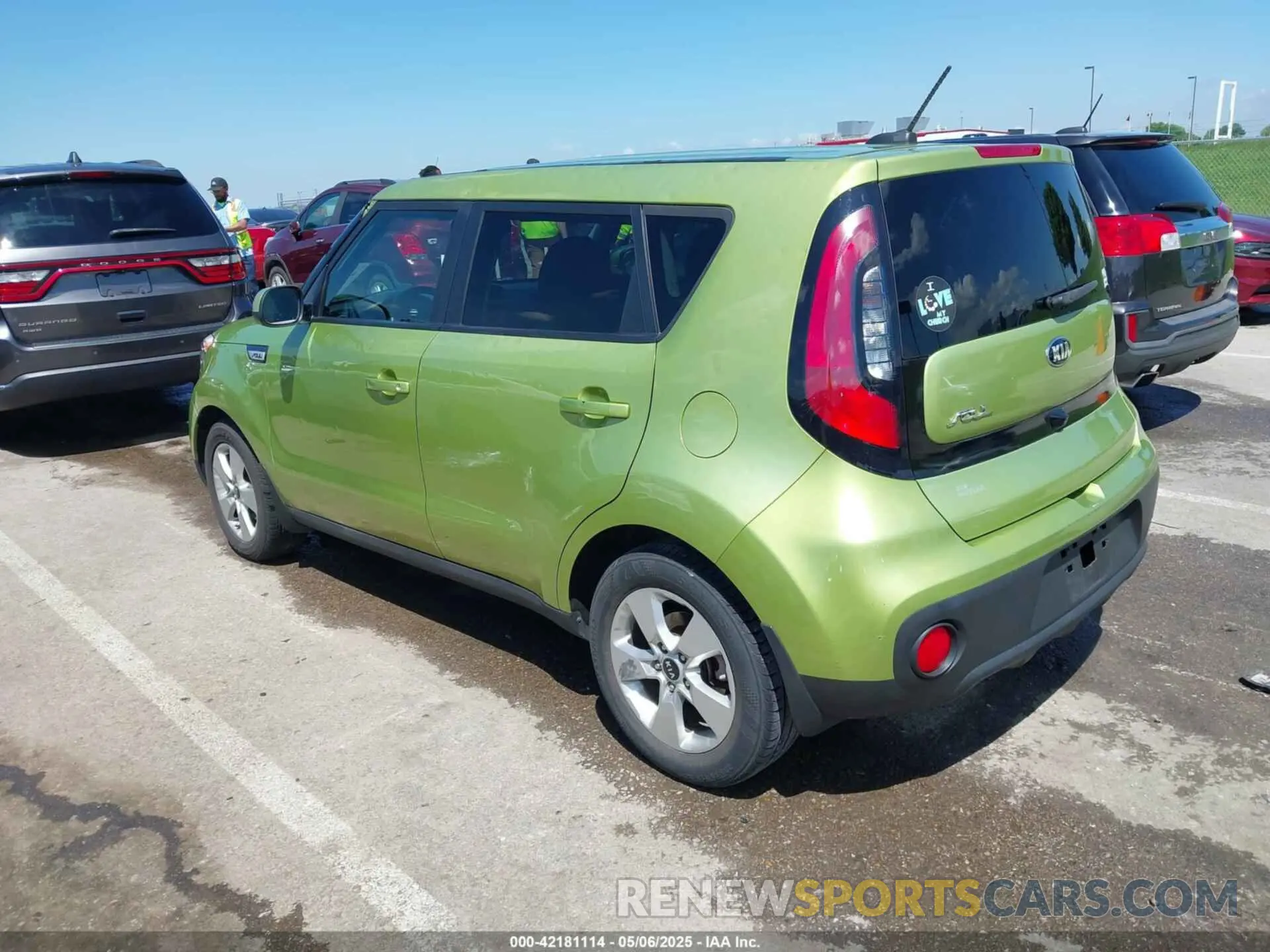 3 Photograph of a damaged car KNDJN2A2XK7912484 KIA SOUL 2019