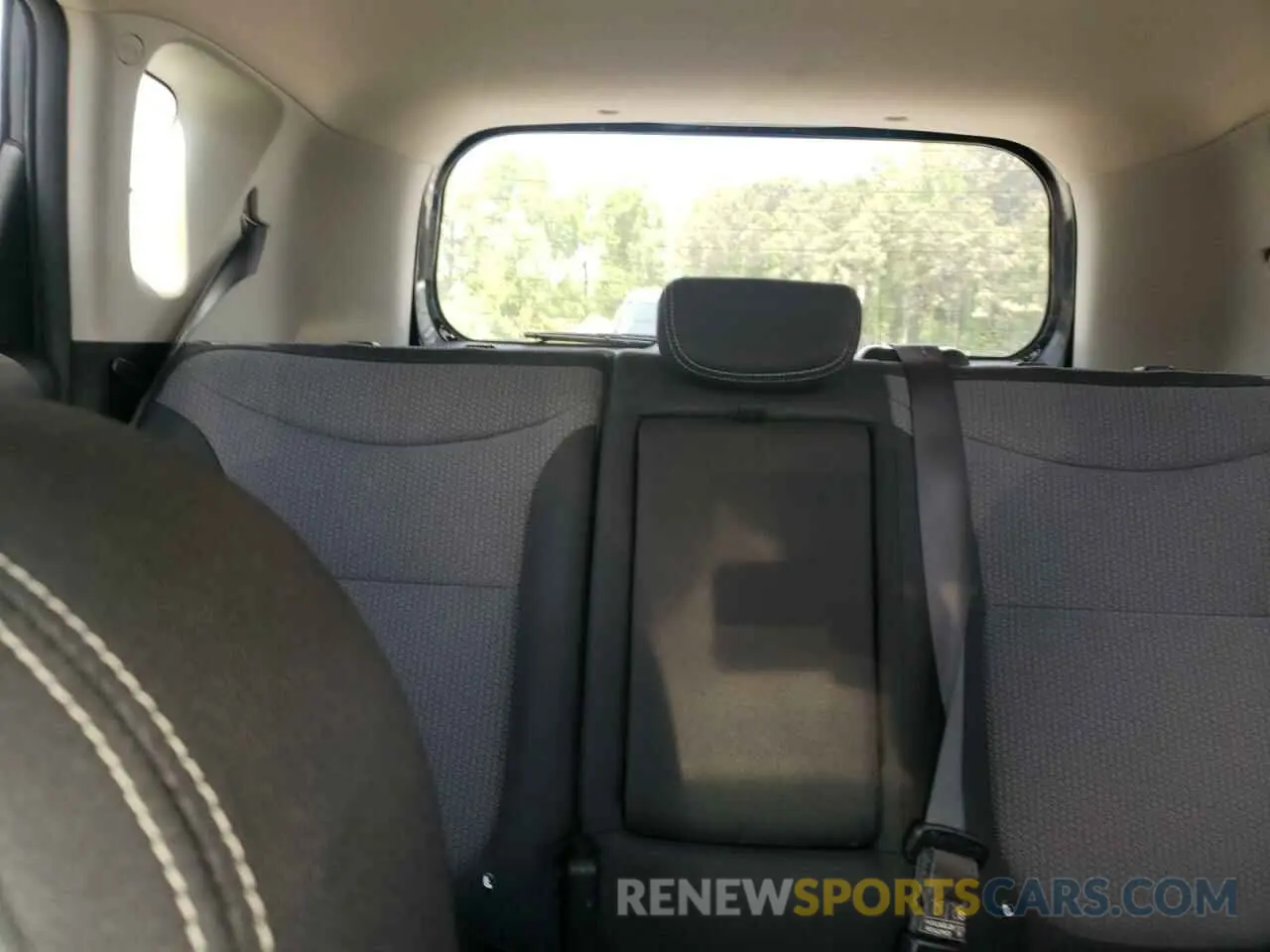 10 Фотография поврежденного автомобиля KNDJP3A51K7648355 KIA SOUL 2019