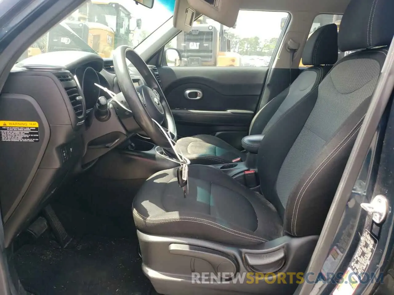 7 Фотография поврежденного автомобиля KNDJP3A51K7648355 KIA SOUL 2019