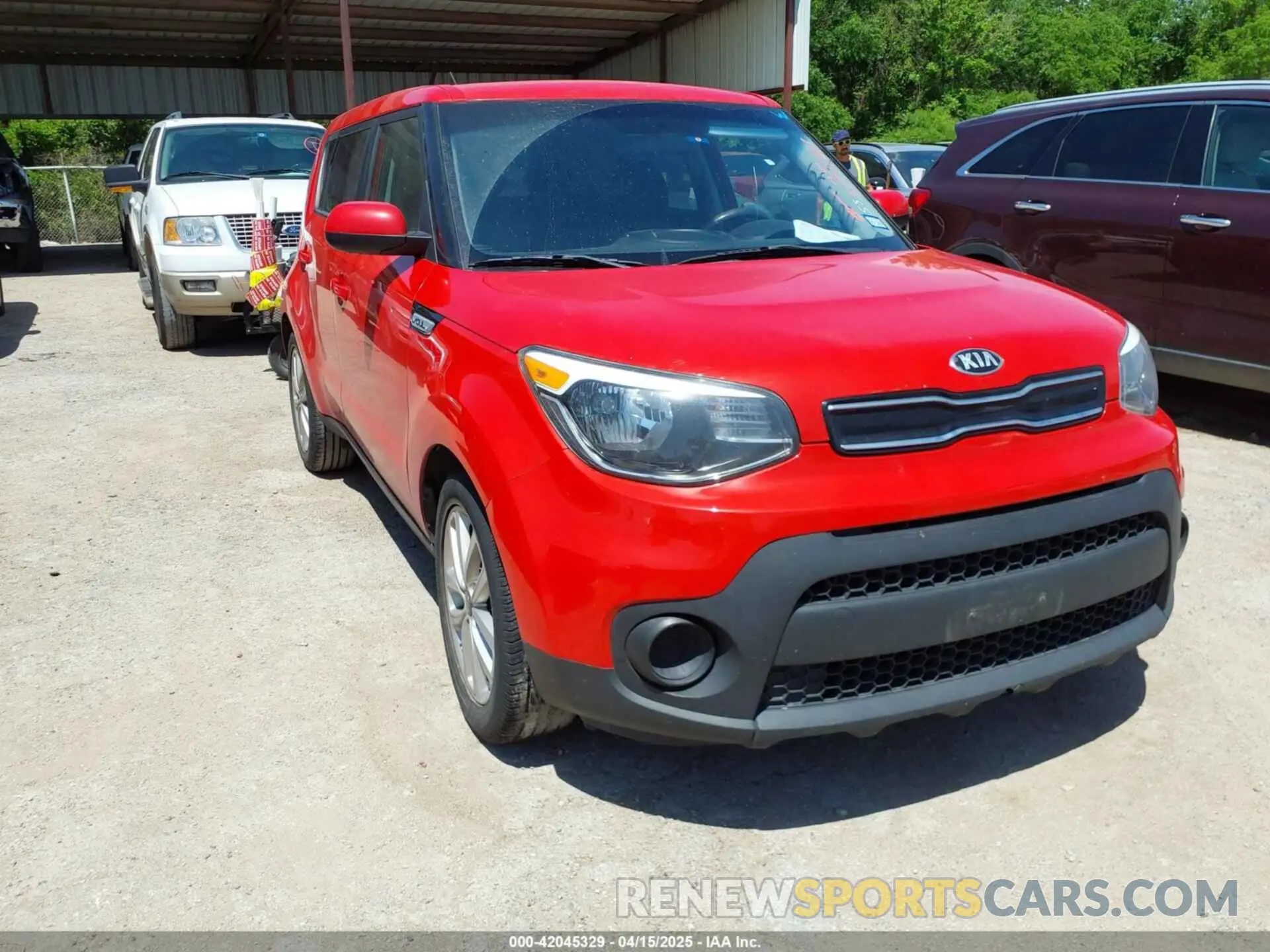 1 Photograph of a damaged car KNDJP3A53K7022595 KIA SOUL 2019