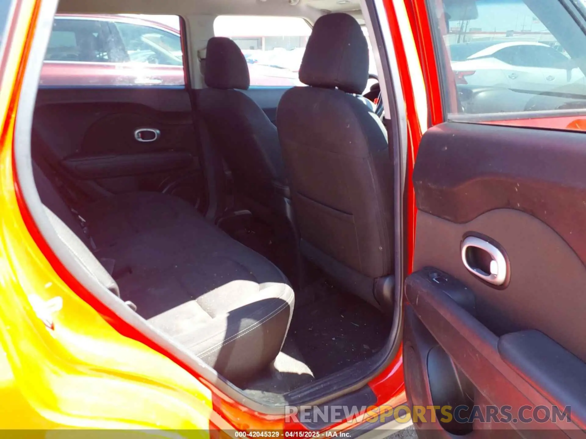 8 Photograph of a damaged car KNDJP3A53K7022595 KIA SOUL 2019