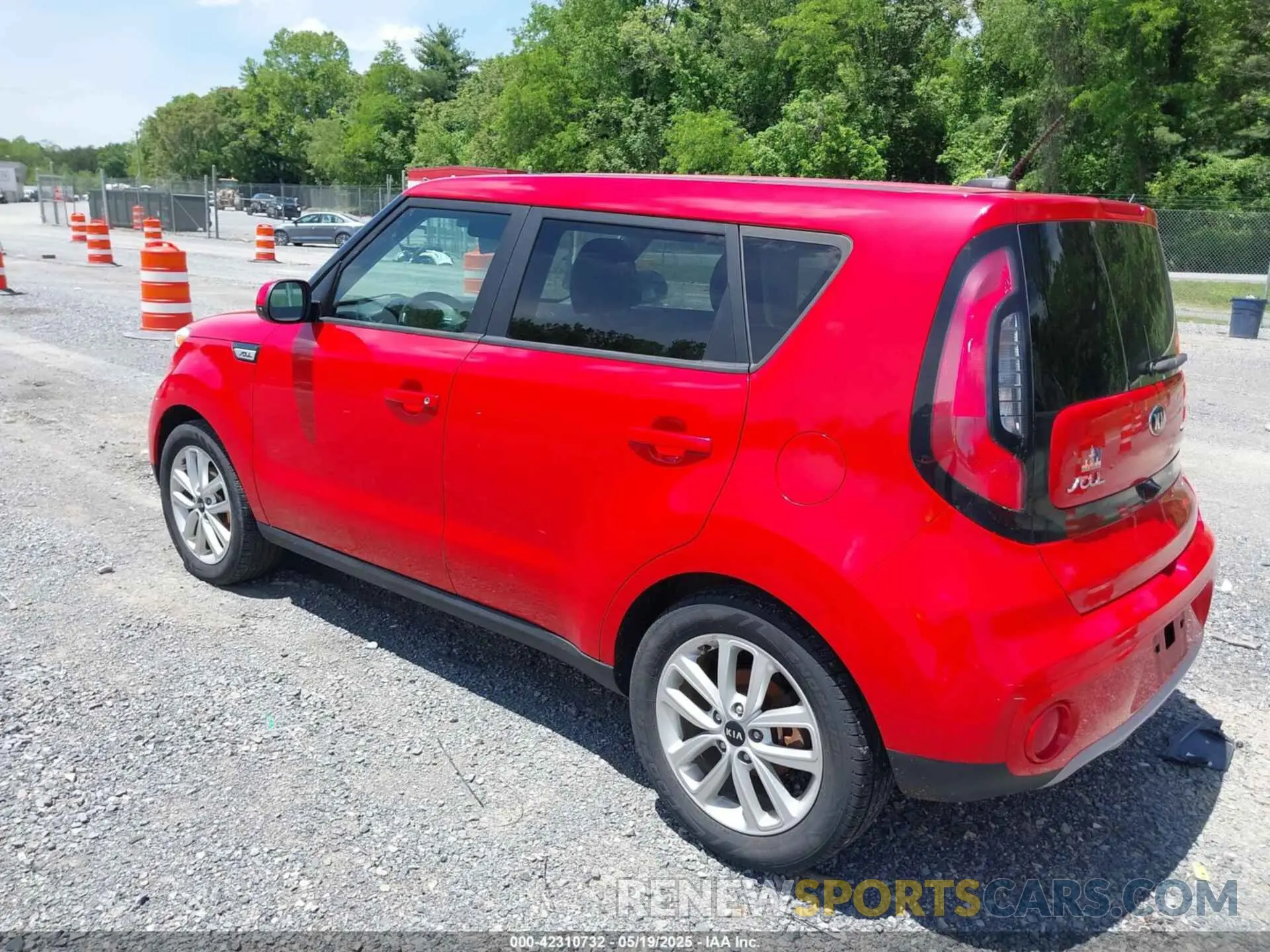3 Photograph of a damaged car KNDJP3A53K7632139 KIA SOUL 2019