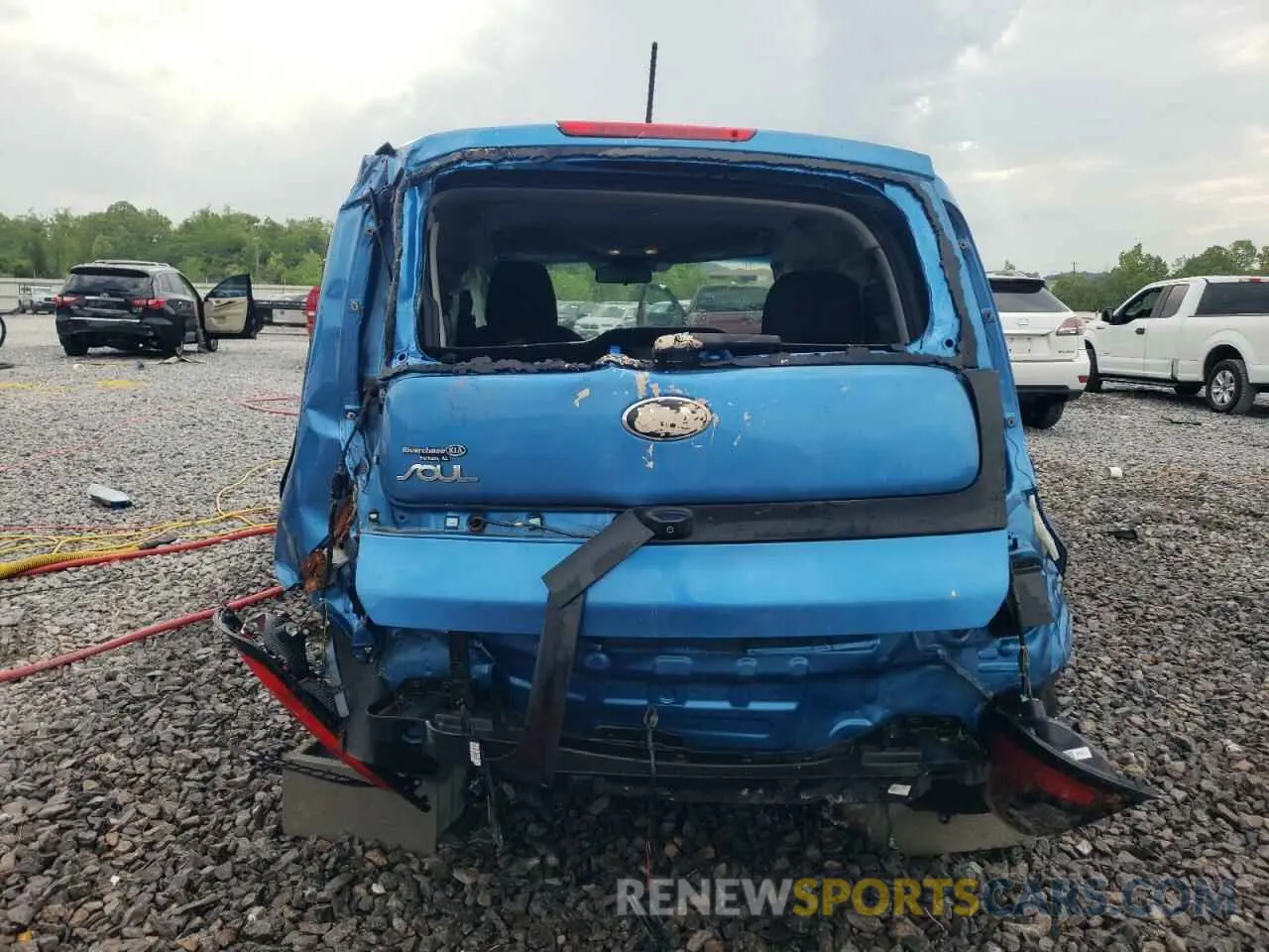 6 Photograph of a damaged car KNDJP3A53K7634375 KIA SOUL 2019