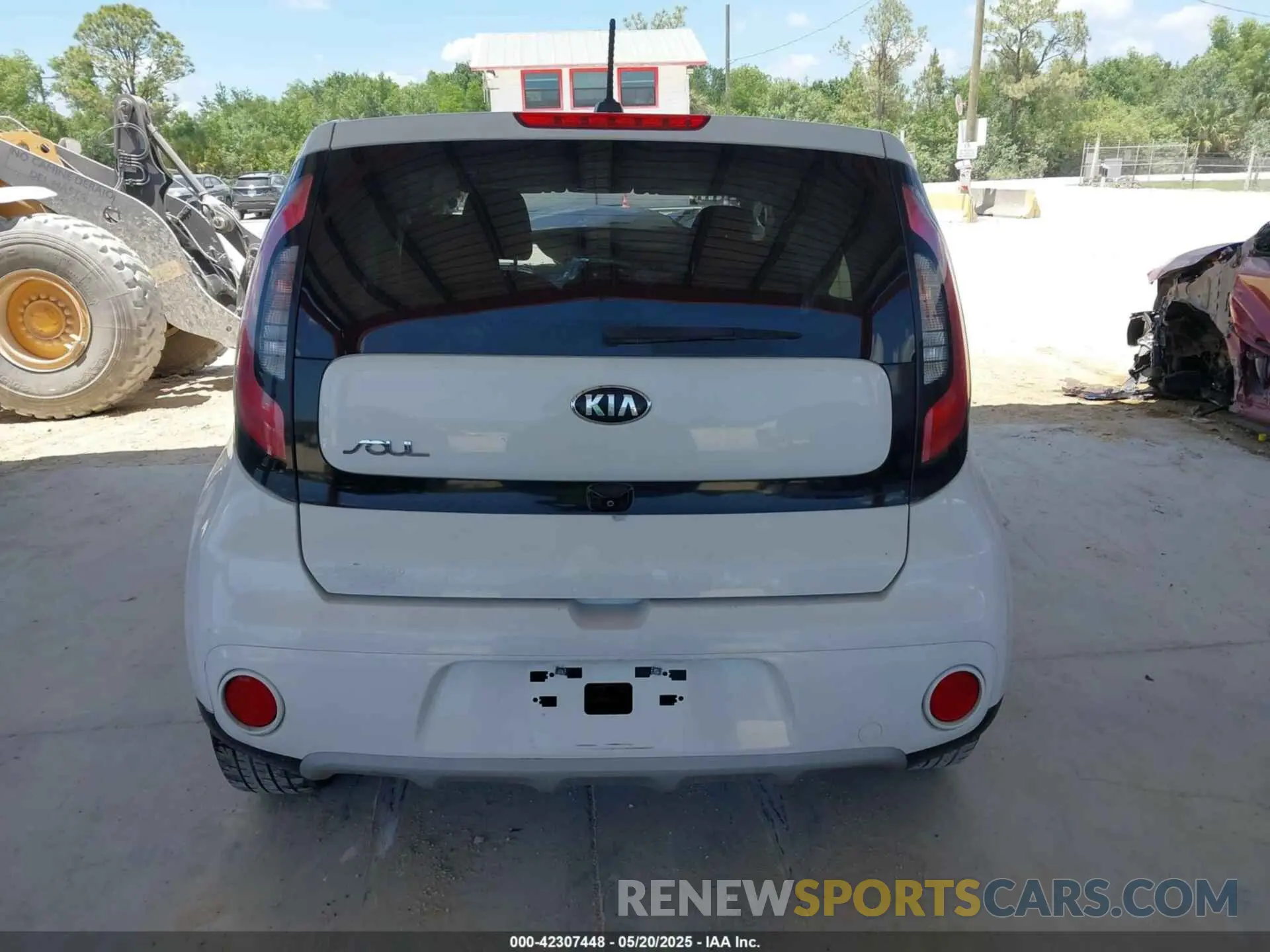 16 Photograph of a damaged car KNDJP3A54K7671564 KIA SOUL 2019