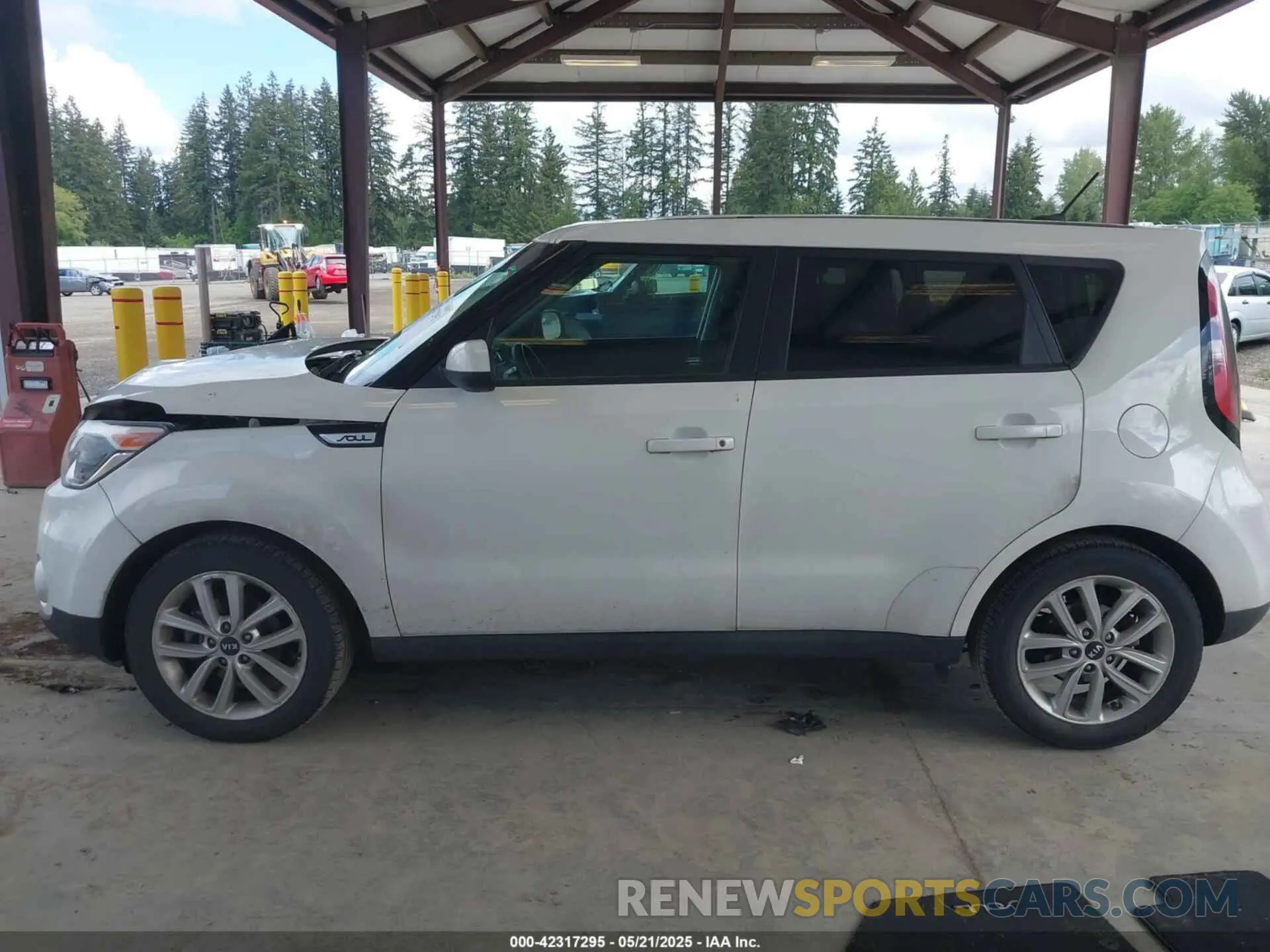 14 Фотография поврежденного автомобиля KNDJP3A55K7008018 KIA SOUL 2019