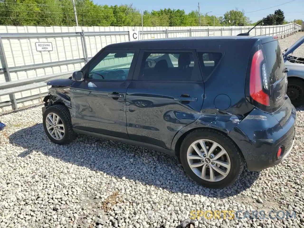 2 Фотография поврежденного автомобиля KNDJP3A55K7672559 KIA SOUL 2019