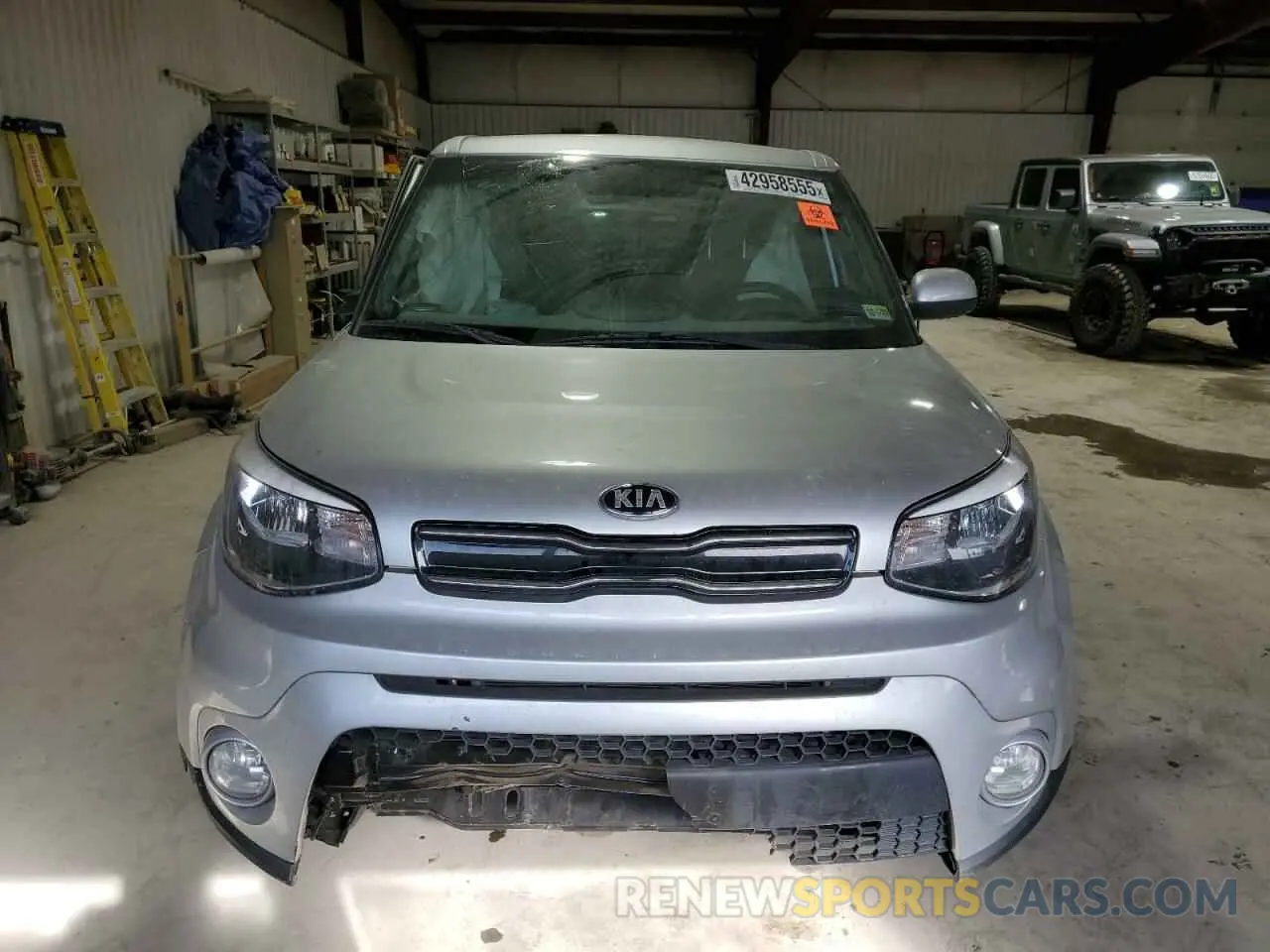 5 Photograph of a damaged car KNDJP3A55K7676630 KIA SOUL 2019