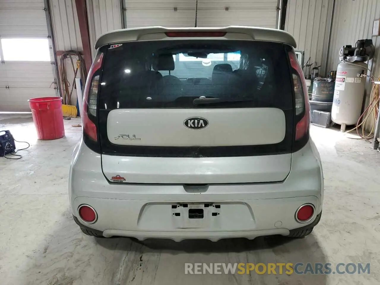 6 Photograph of a damaged car KNDJP3A55K7676630 KIA SOUL 2019