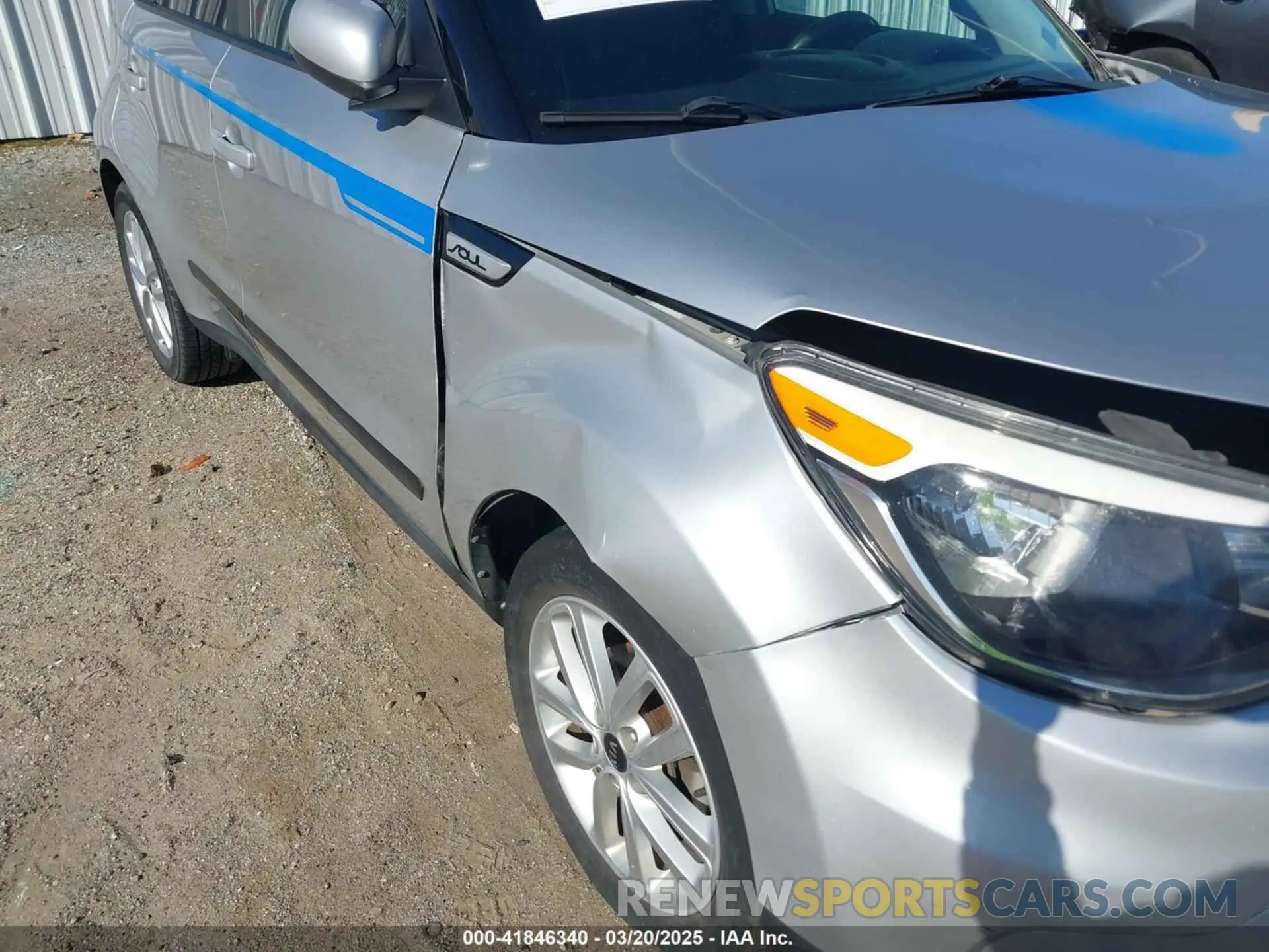 18 Фотография поврежденного автомобиля KNDJP3A56K7639781 KIA SOUL 2019