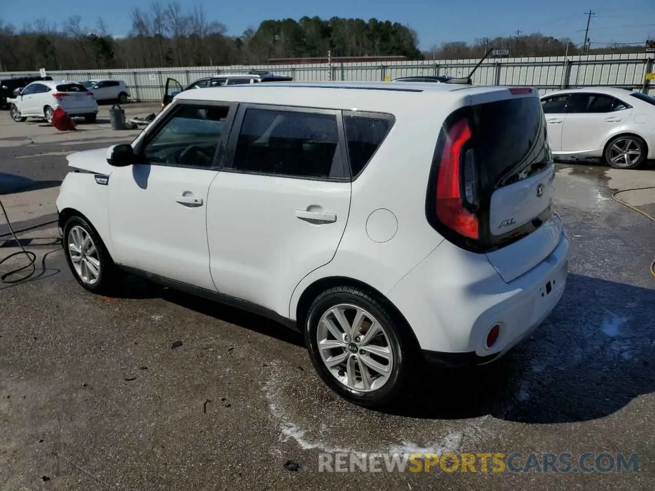 2 Фотография поврежденного автомобиля KNDJP3A57K7012958 KIA SOUL 2019