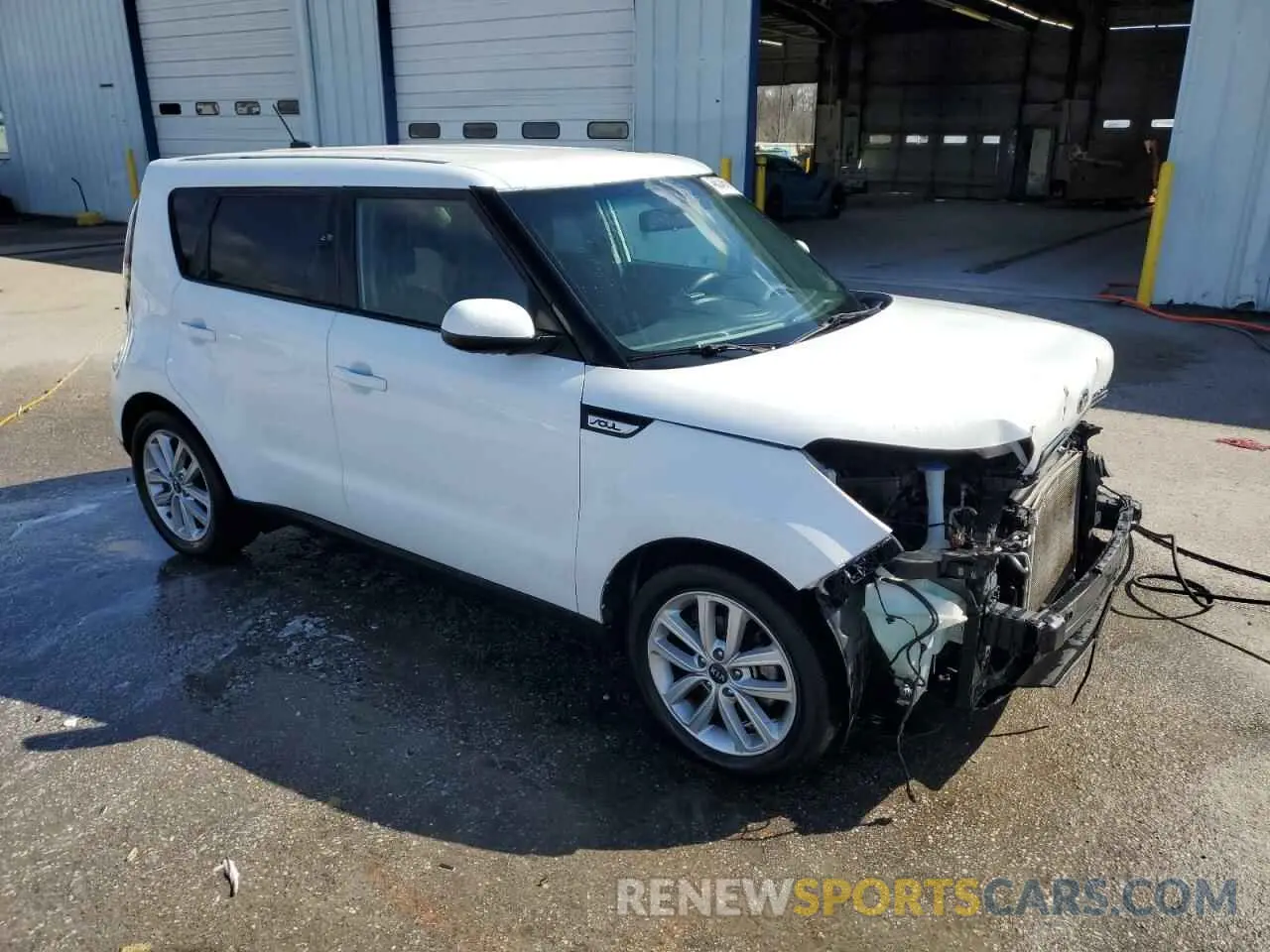 4 Фотография поврежденного автомобиля KNDJP3A57K7012958 KIA SOUL 2019