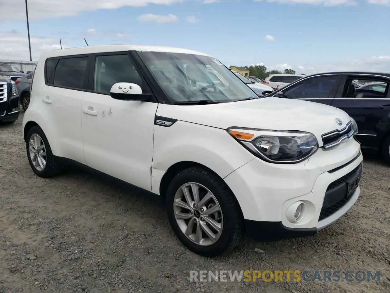 4 Фотография поврежденного автомобиля KNDJP3A58K7696385 KIA SOUL 2019