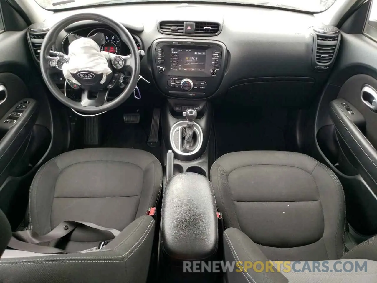 8 Фотография поврежденного автомобиля KNDJP3A58K7696385 KIA SOUL 2019