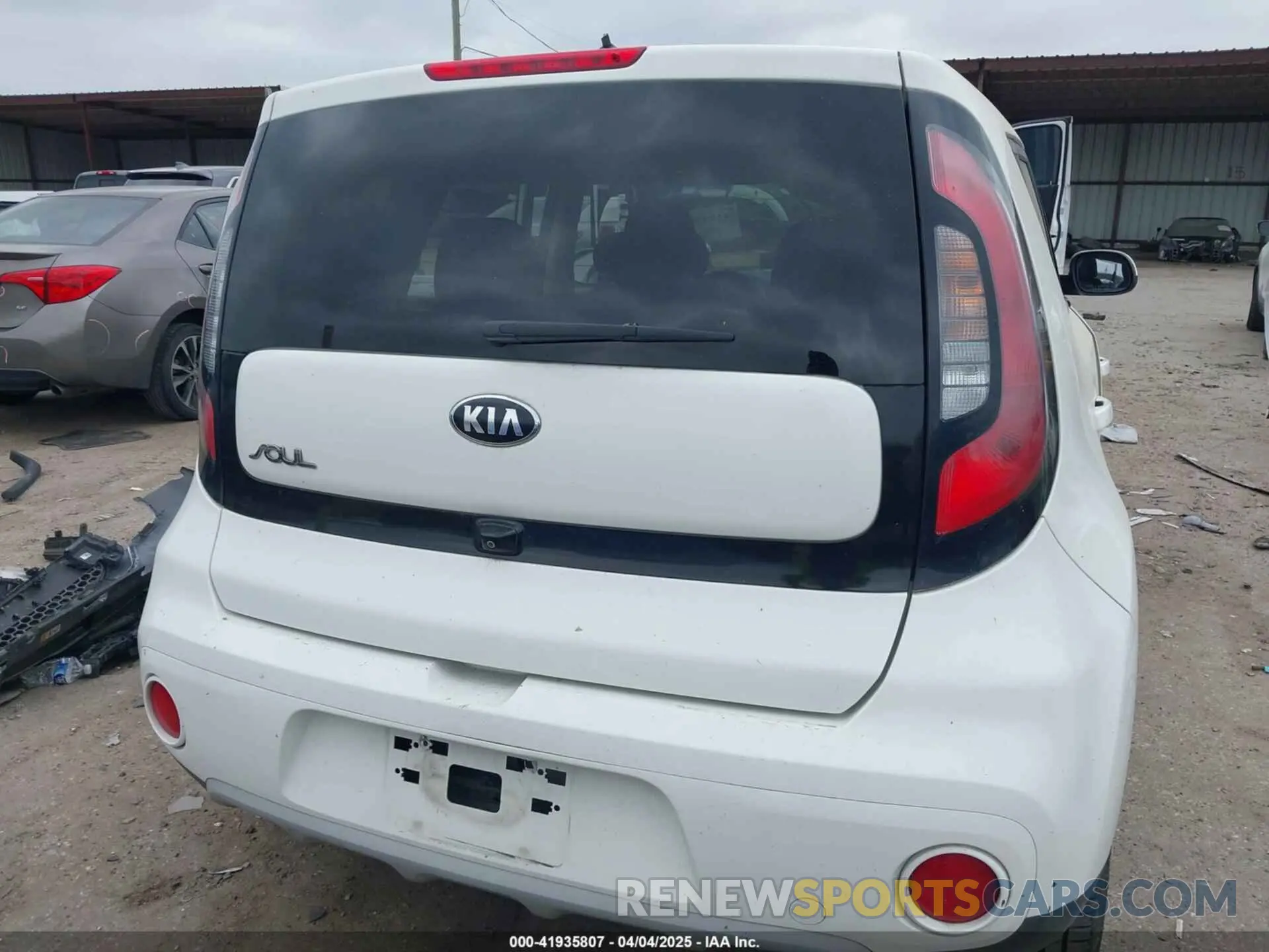 16 Фотография поврежденного автомобиля KNDJP3A59K7662245 KIA SOUL 2019