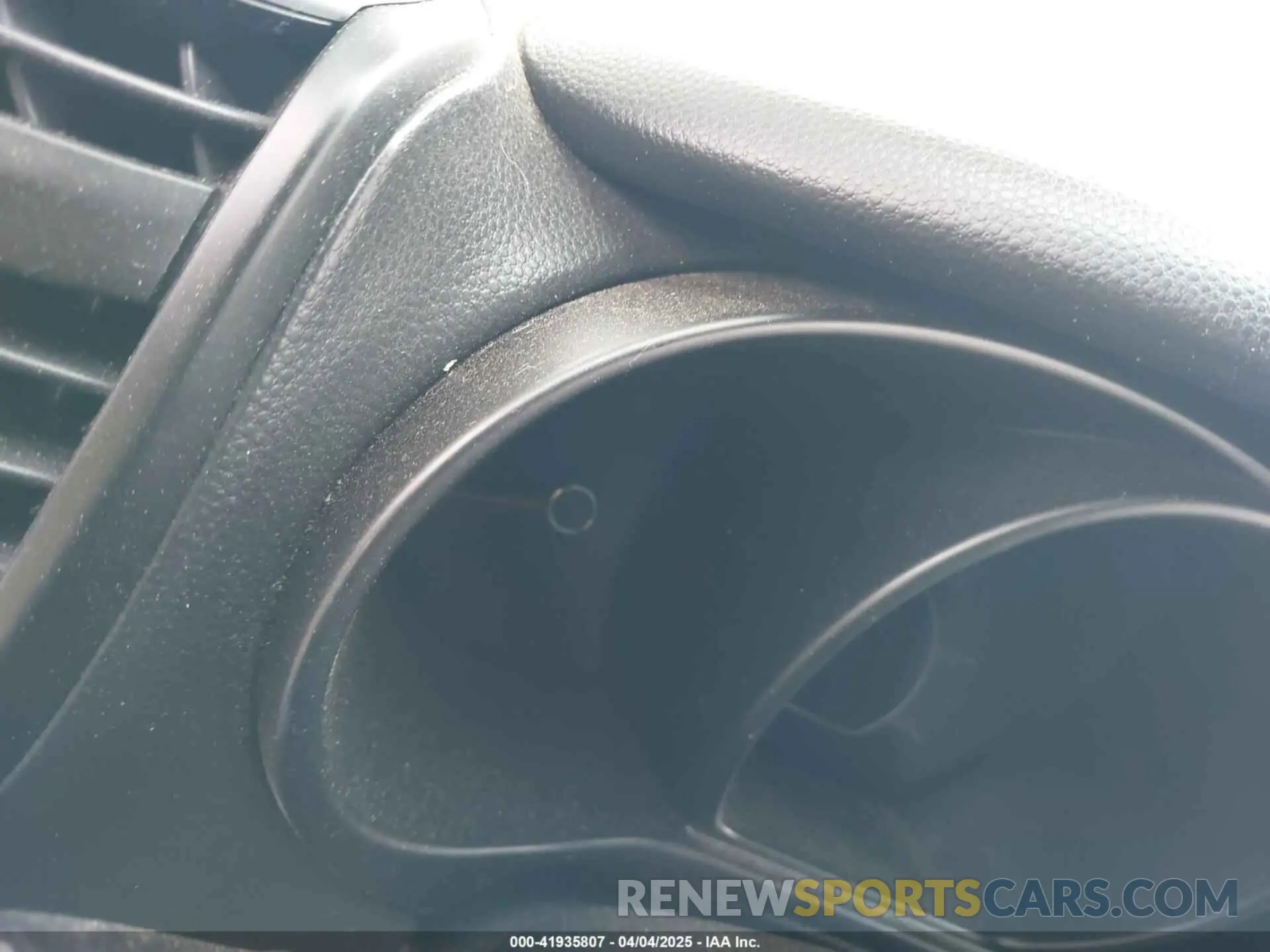 7 Фотография поврежденного автомобиля KNDJP3A59K7662245 KIA SOUL 2019