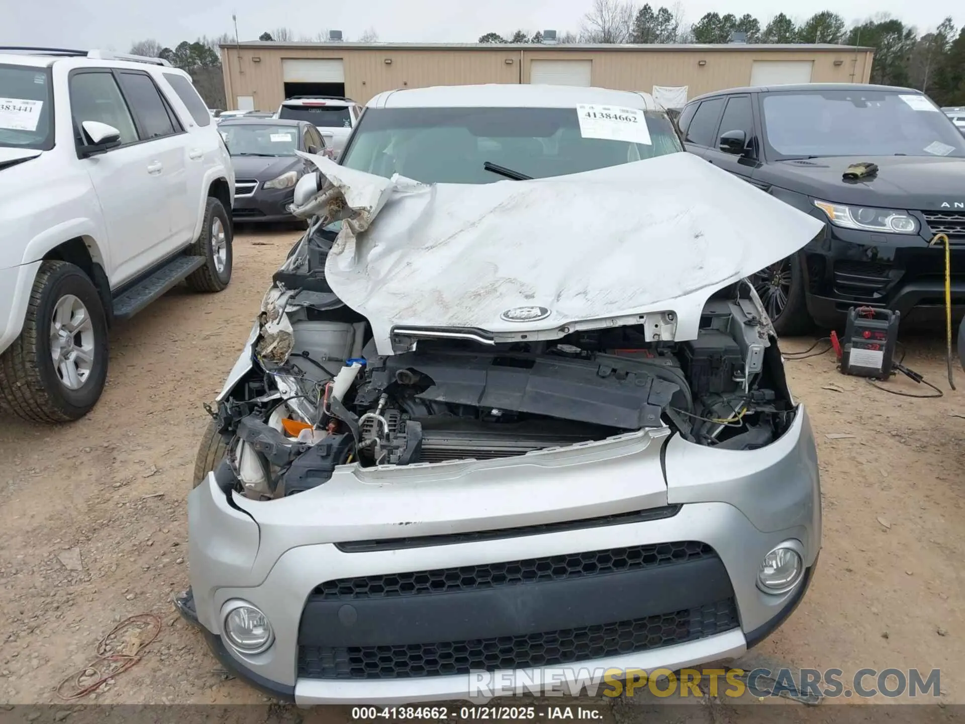 11 Photograph of a damaged car KNDJP3A59K7690983 KIA SOUL 2019