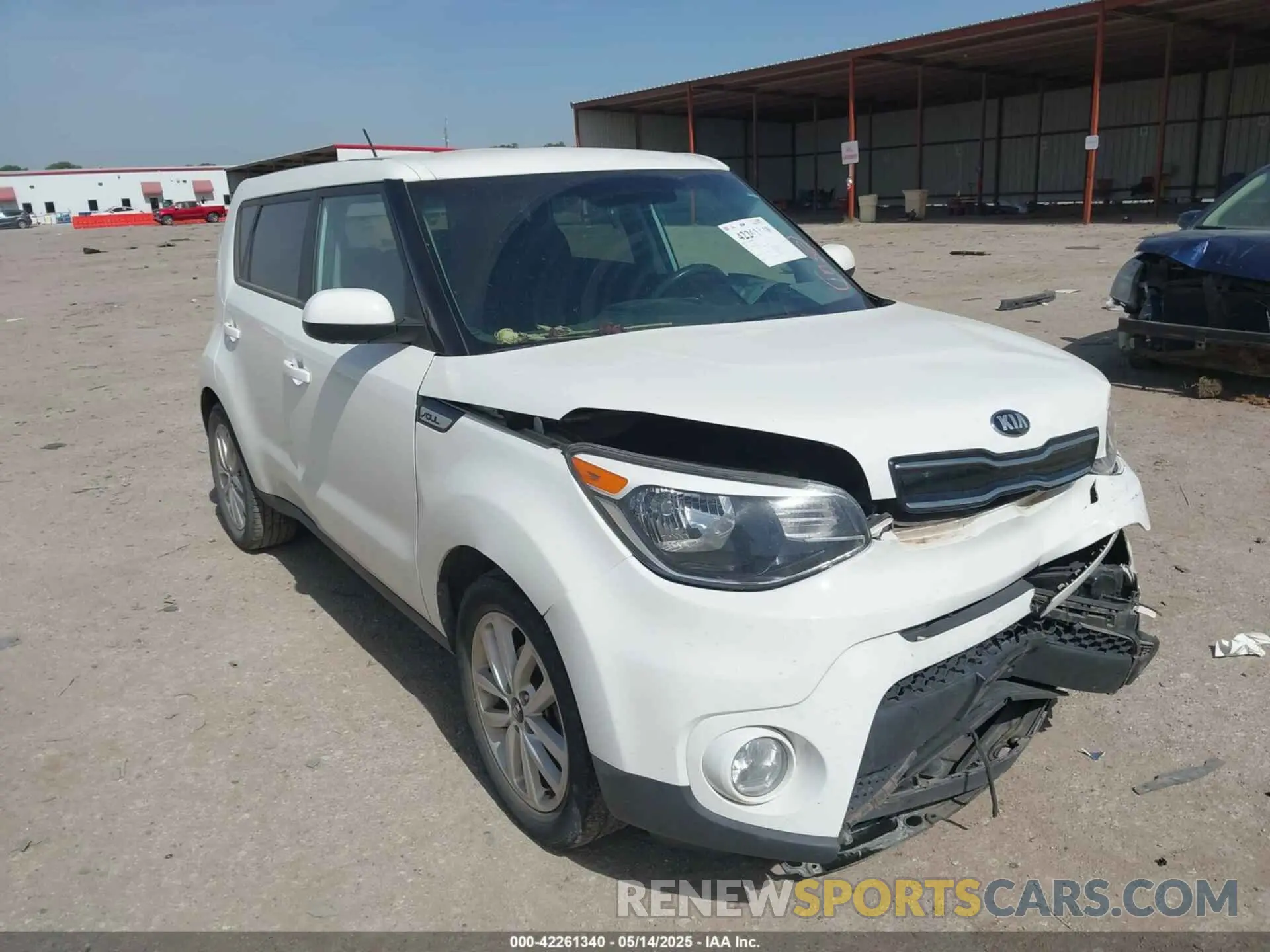 1 Фотография поврежденного автомобиля KNDJP3A59K7698145 KIA SOUL 2019
