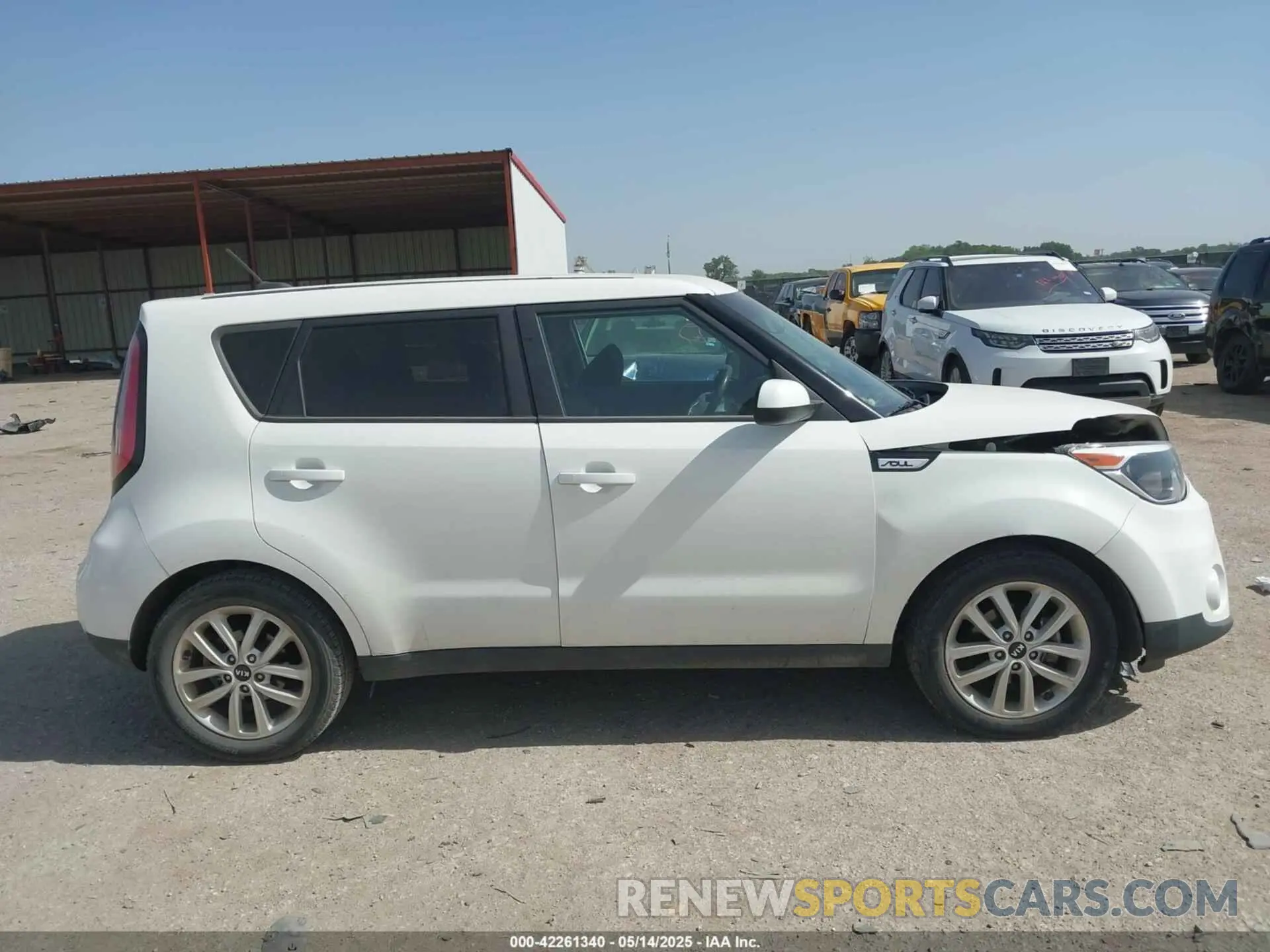 13 Фотография поврежденного автомобиля KNDJP3A59K7698145 KIA SOUL 2019