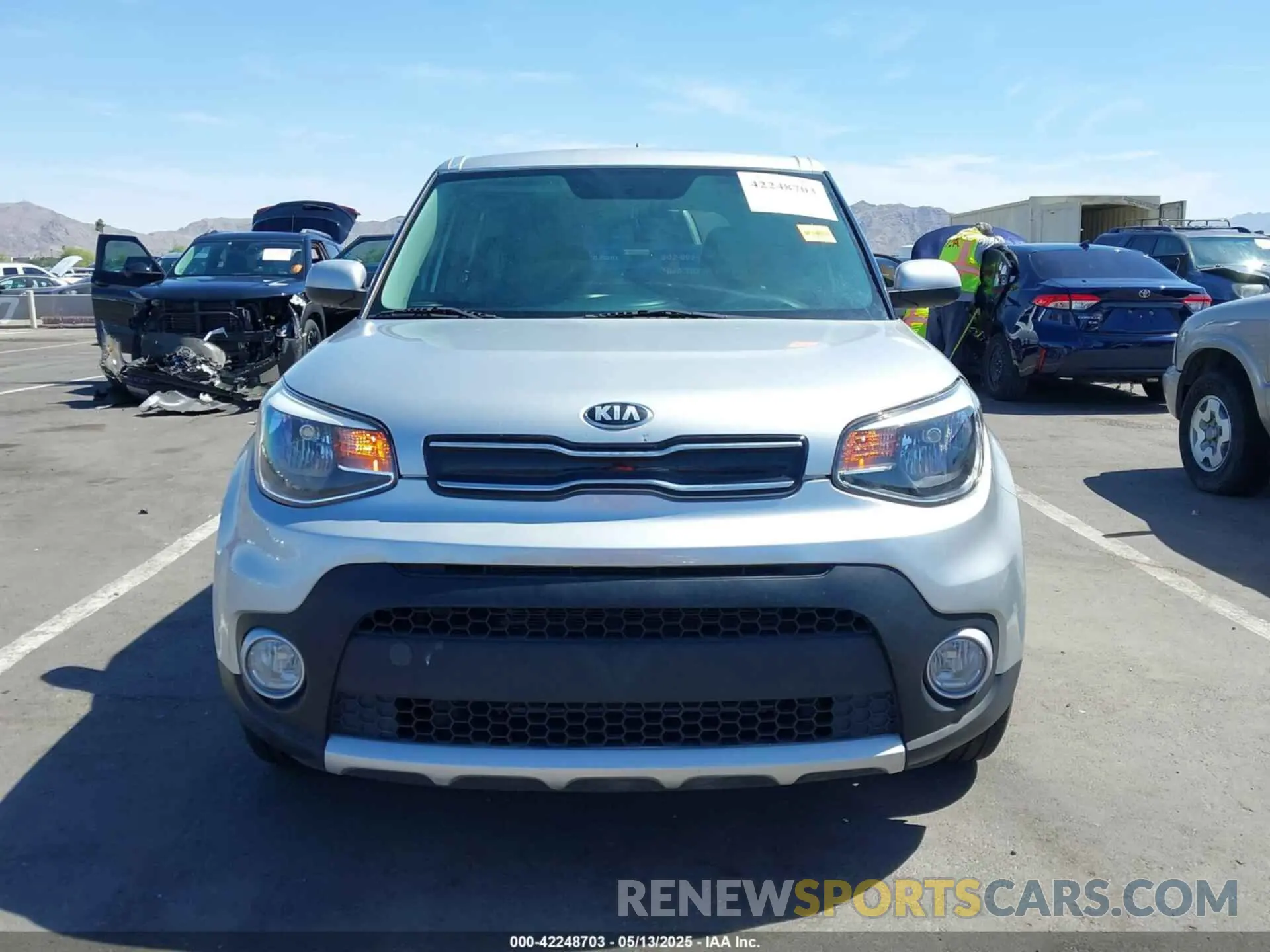 13 Фотография поврежденного автомобиля KNDJP3A5XK7691270 KIA SOUL 2019