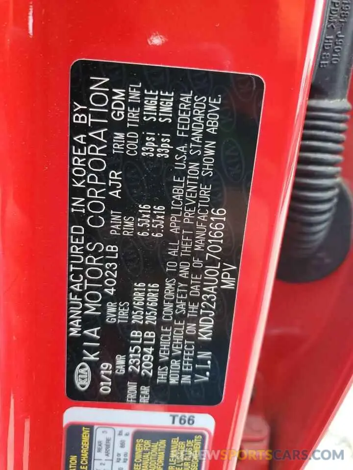 12 Photograph of a damaged car KNDJ23AU0L7016616 KIA SOUL 2020