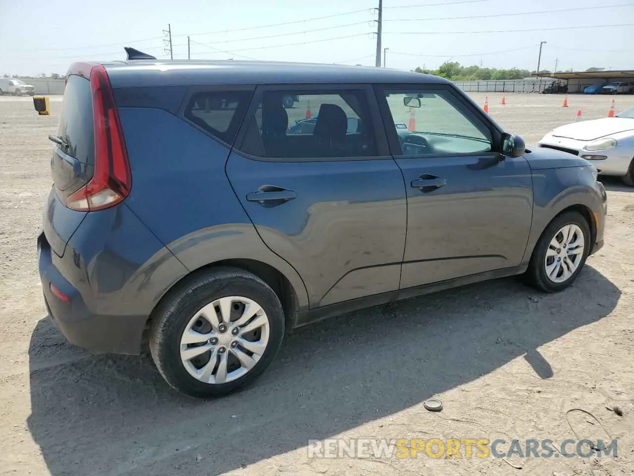 3 Photograph of a damaged car KNDJ23AU0L7058820 KIA SOUL 2020