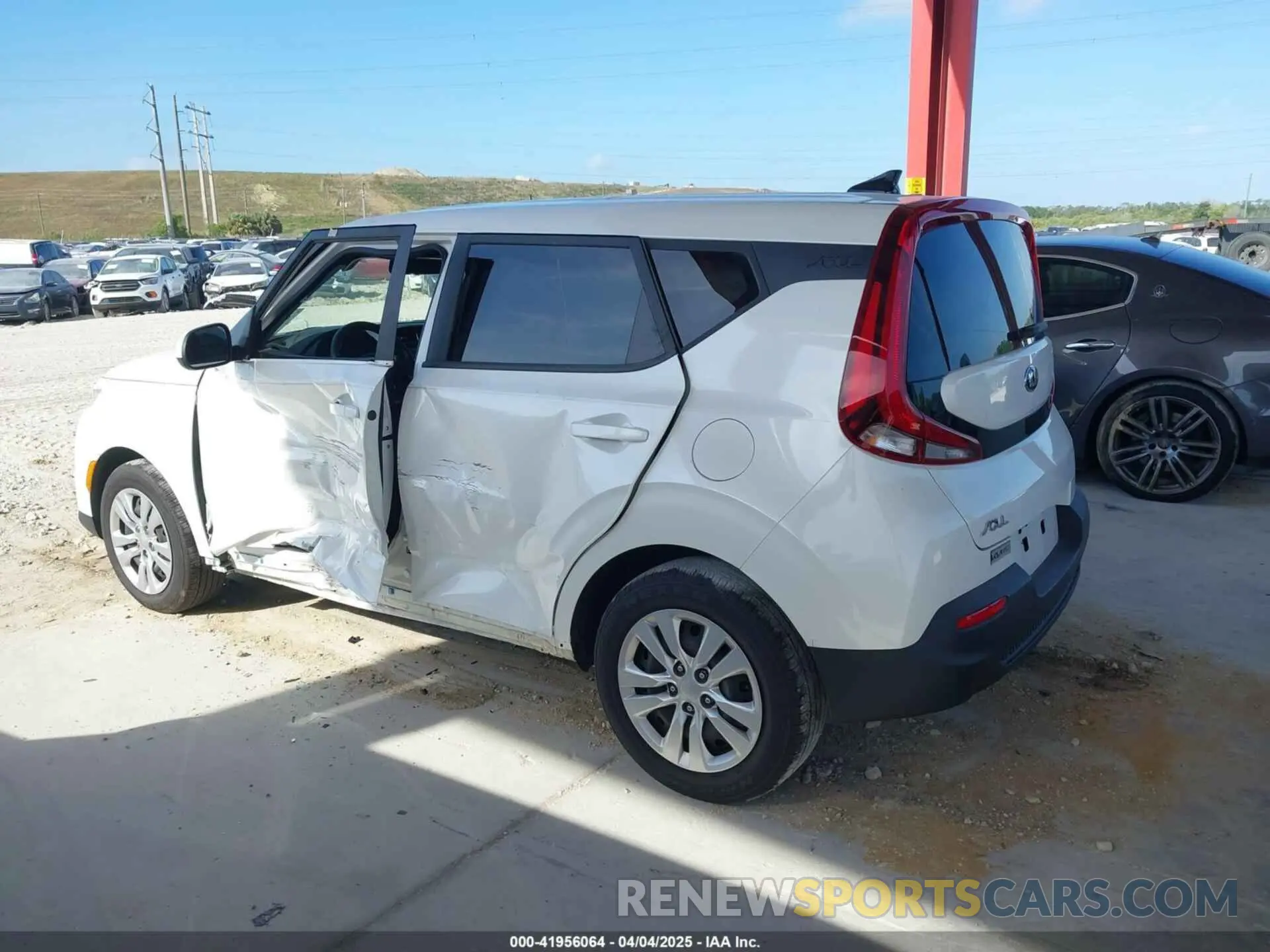 15 Фотография поврежденного автомобиля KNDJ23AU0L7703479 KIA SOUL 2020