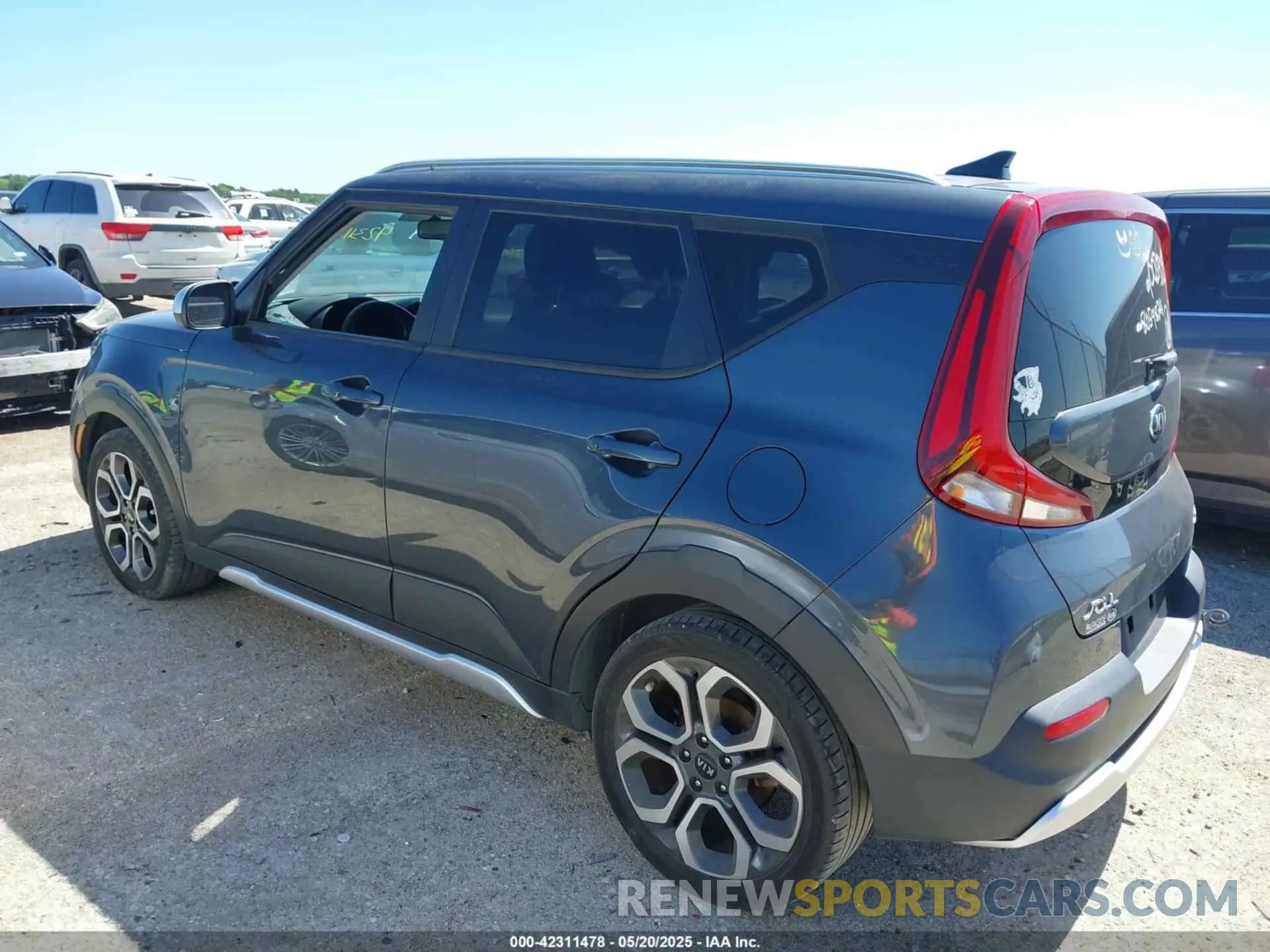 3 Фотография поврежденного автомобиля KNDJ23AU0L7716443 KIA SOUL 2020